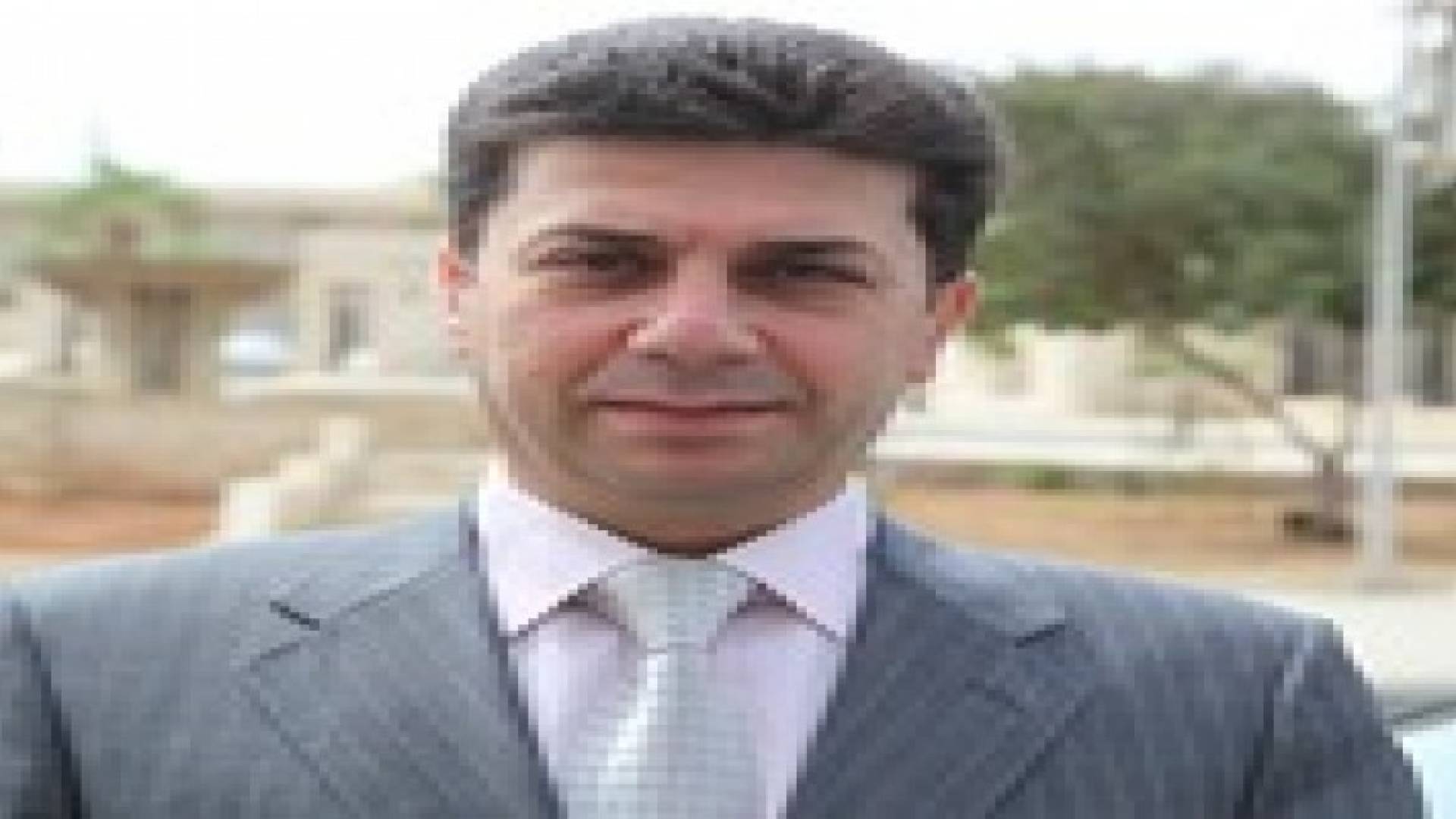 السياحة النيابية تبحث رفع اسعار تاشيرات الدخول للمملكة