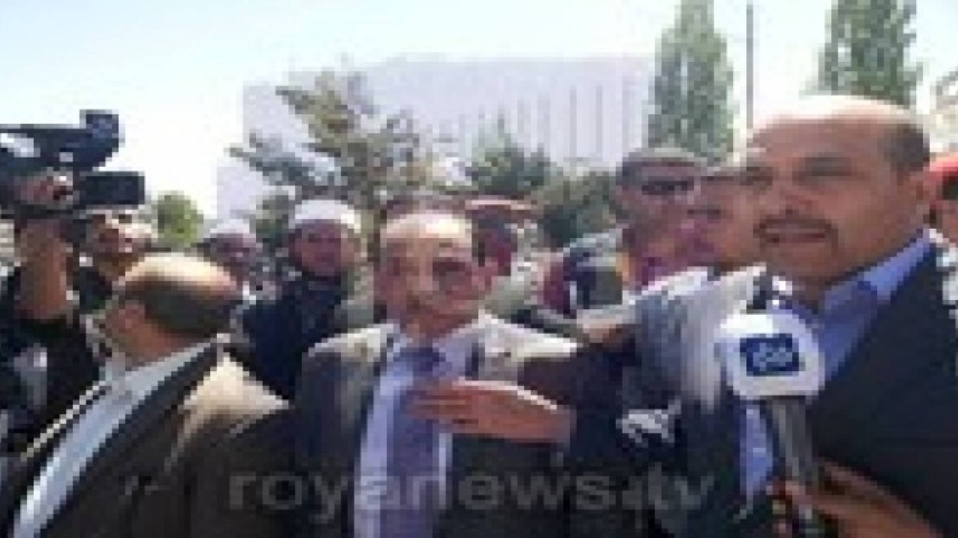 متعطلون عن العمل يعتصمون امام النواب