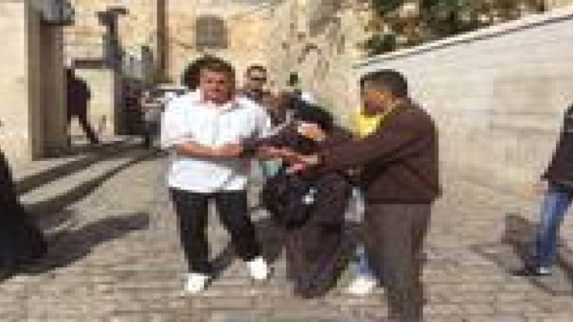 إصابات في اقتحام قوات الاحتلال المسجد الأقصى "صور"