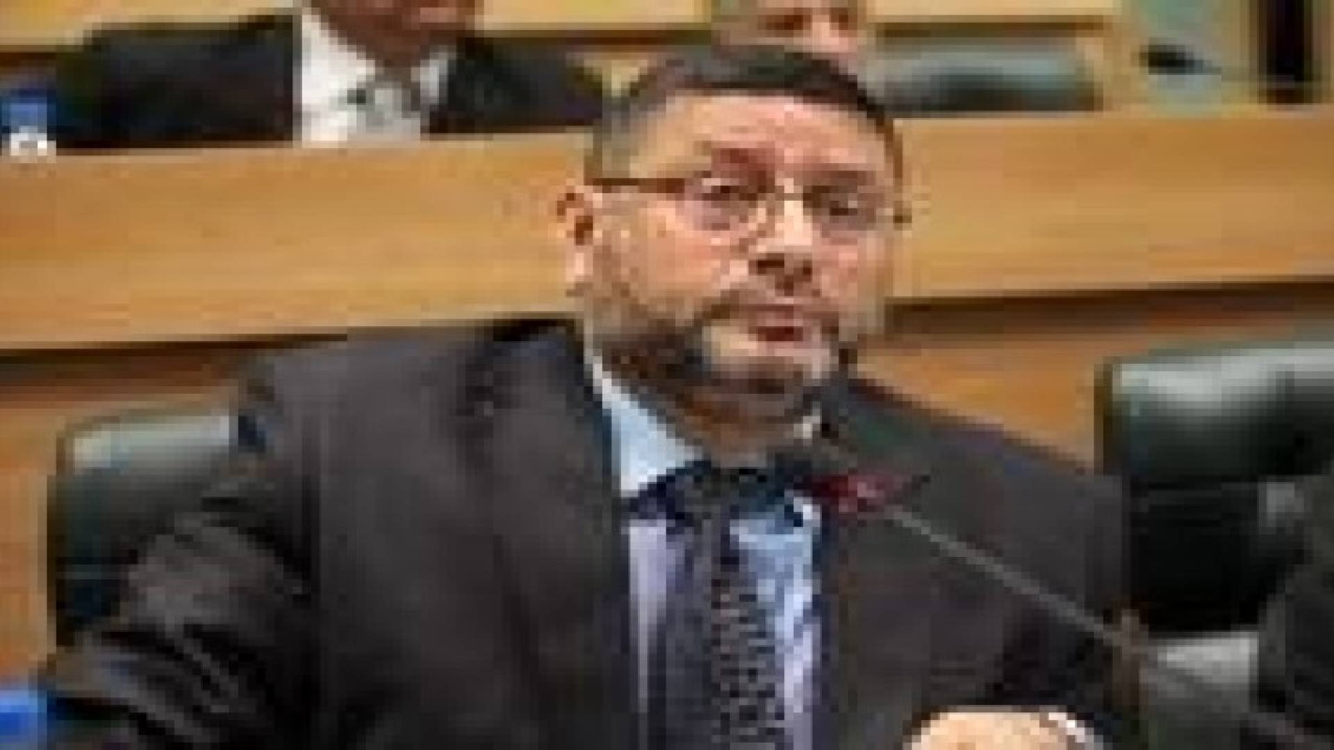 الشيخ يقدم استقالته من "الوسط الإسلامي"
