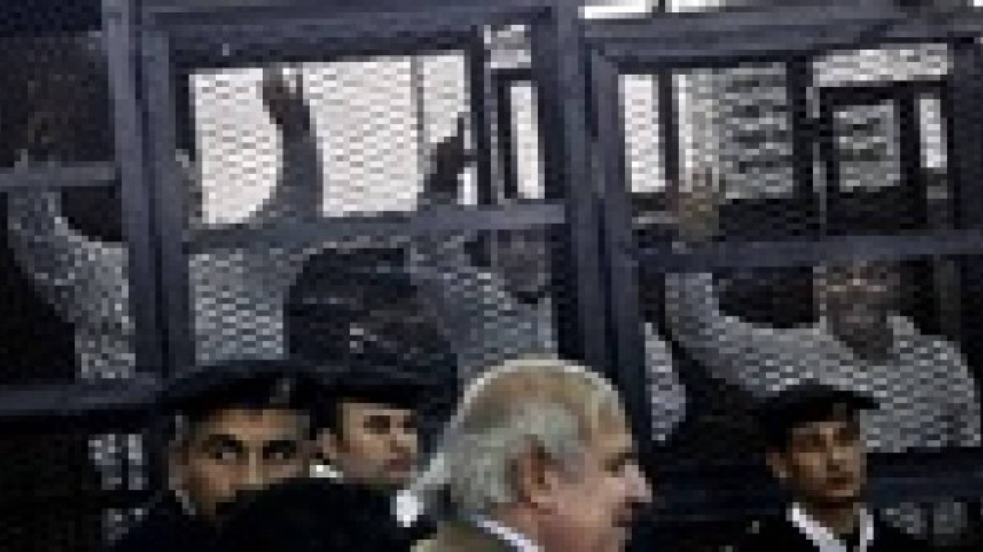 الحكم بالإعدام على مرشد الإخوان في مصر