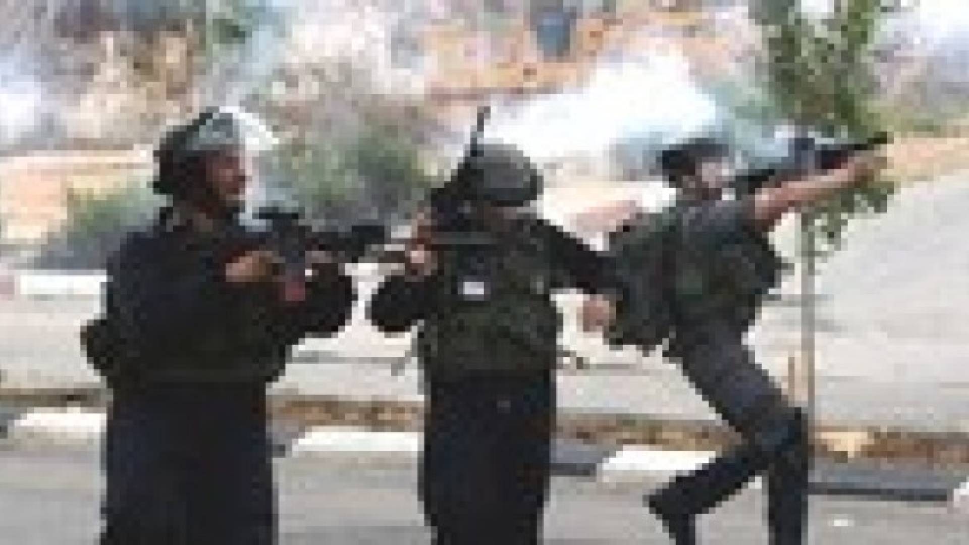 إصابة عاملين فلسطينيين برصاص الجيش الإسرائيلي شمال قطاع غزة