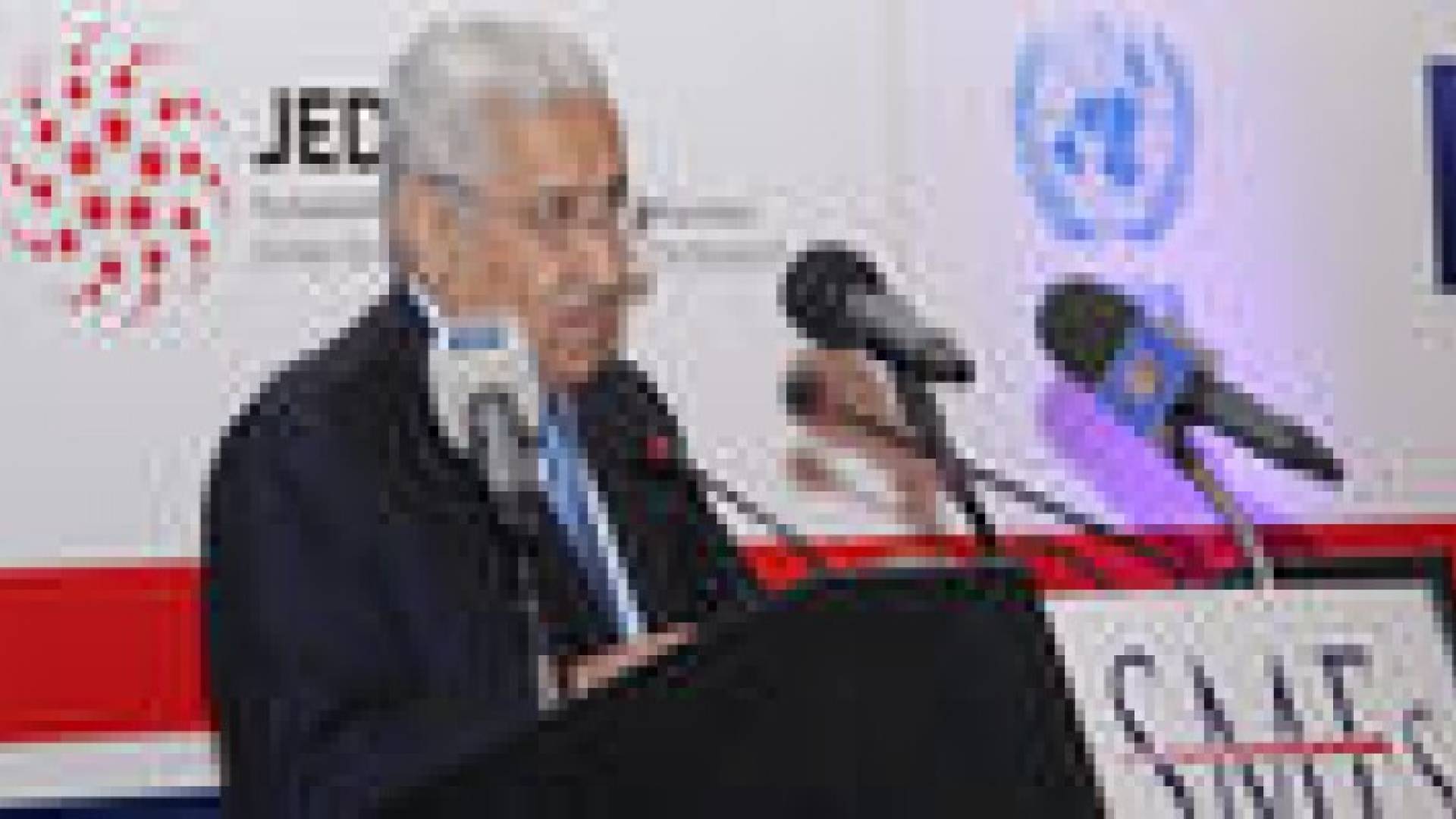 النسور: الاردن تجاوز مرحلة الخطر الاقتصادي