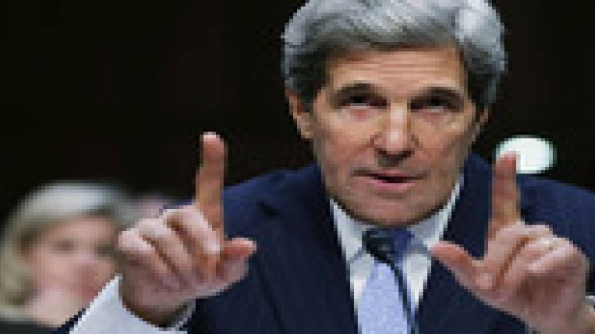 صحيفة : مشروع كيري « على قيد الحياة »