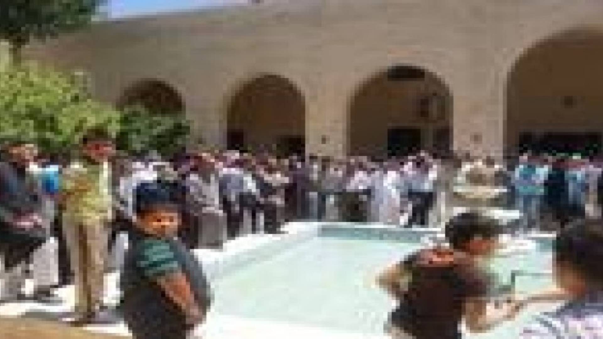 المزار الجنوبي : وقفة للمطالبة بحل مجلس النواب