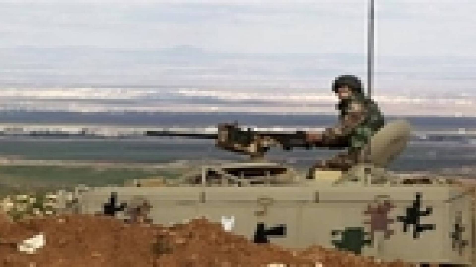 حرس الحدود تضبط عملية تهريب اسلحة وذخائر واليات نوع بك اب