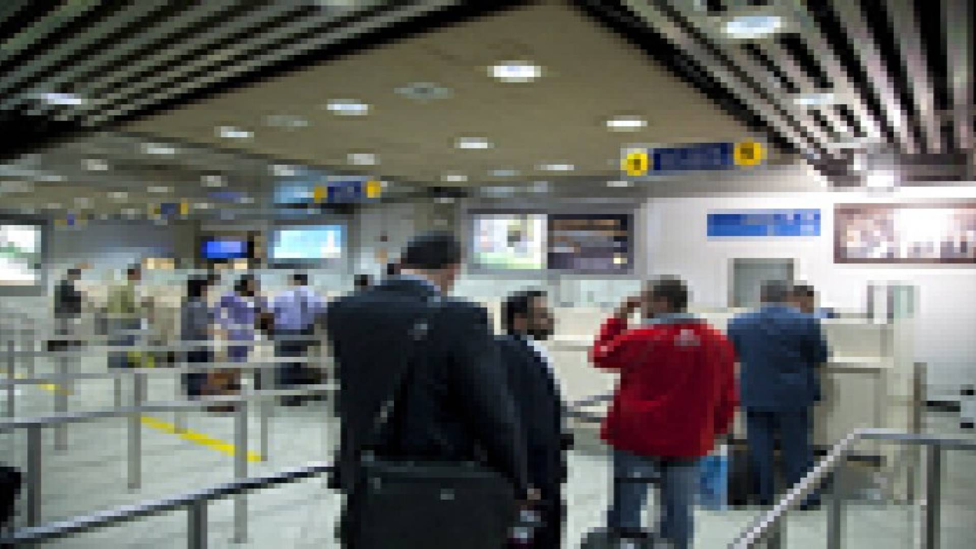 تساؤلات أمام إدارة مطار الملكة علياء الدولي