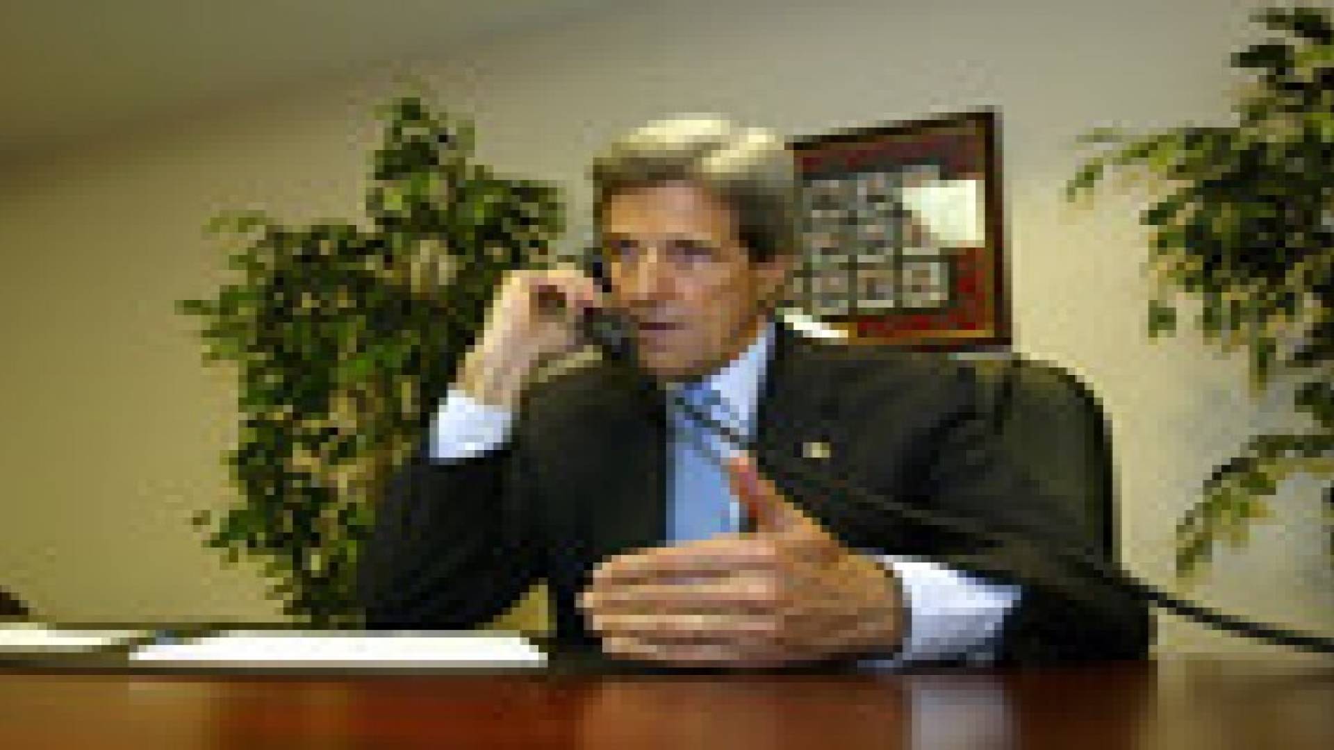 مشروع كيري «على قيد الحياة»