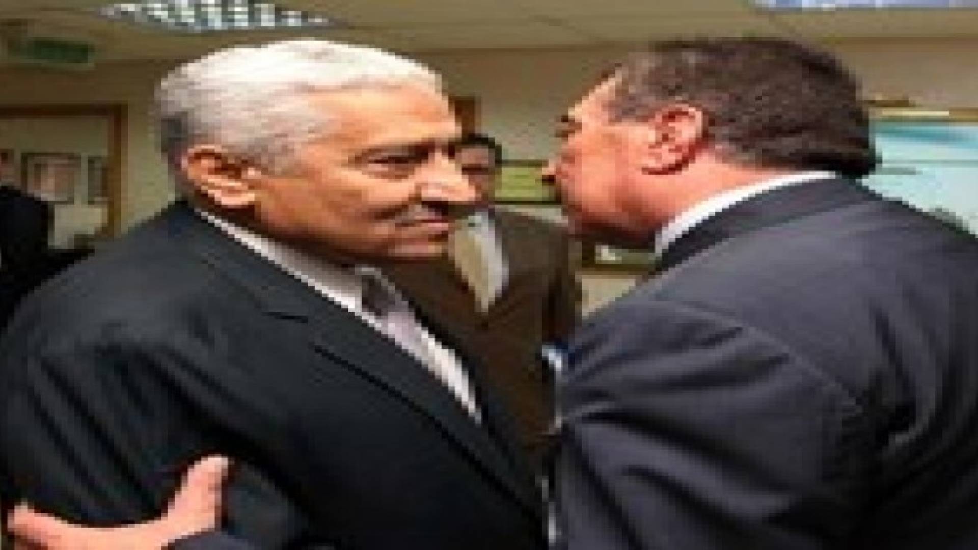 النسور والطراونه يتوافقان على جدول أعمال الإستثنائية