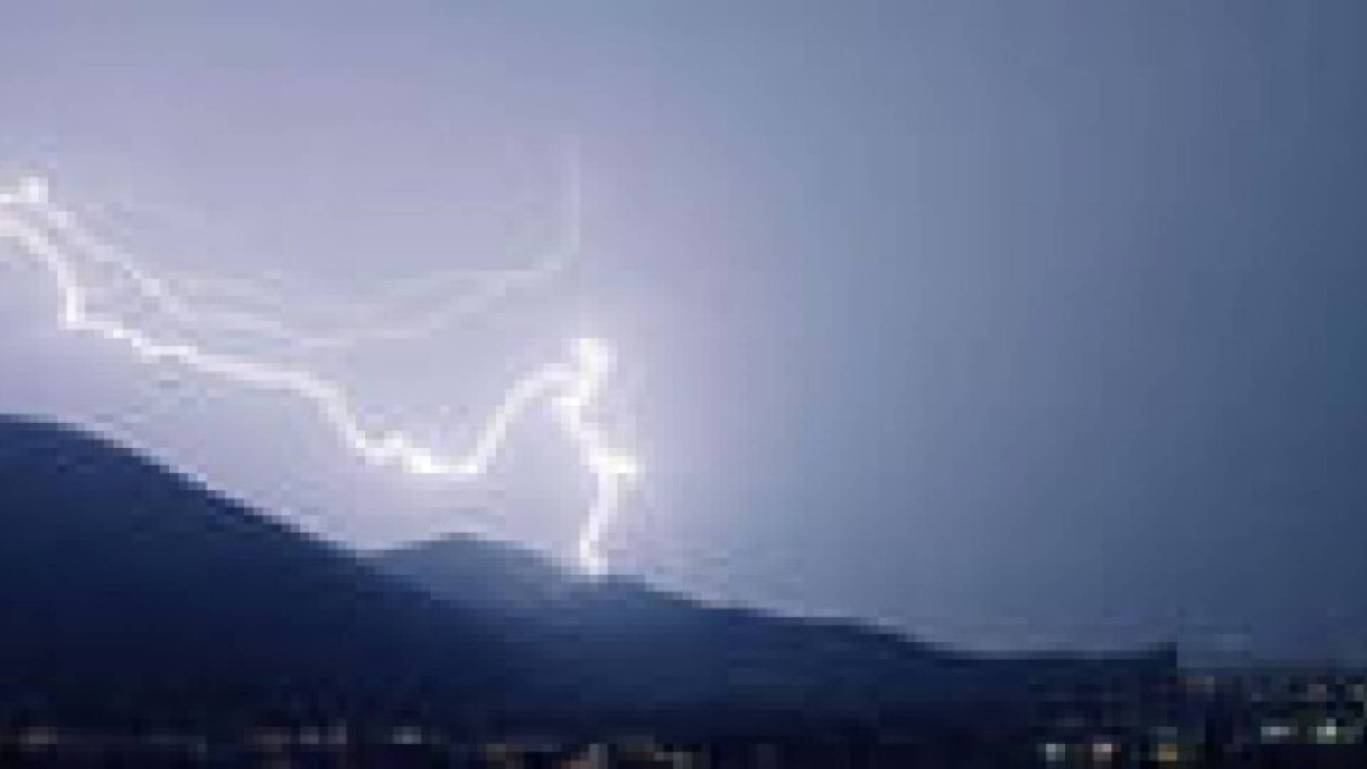 انخفاض طفيف على الحرارة وتوقعات بسقوط زخات مطرية