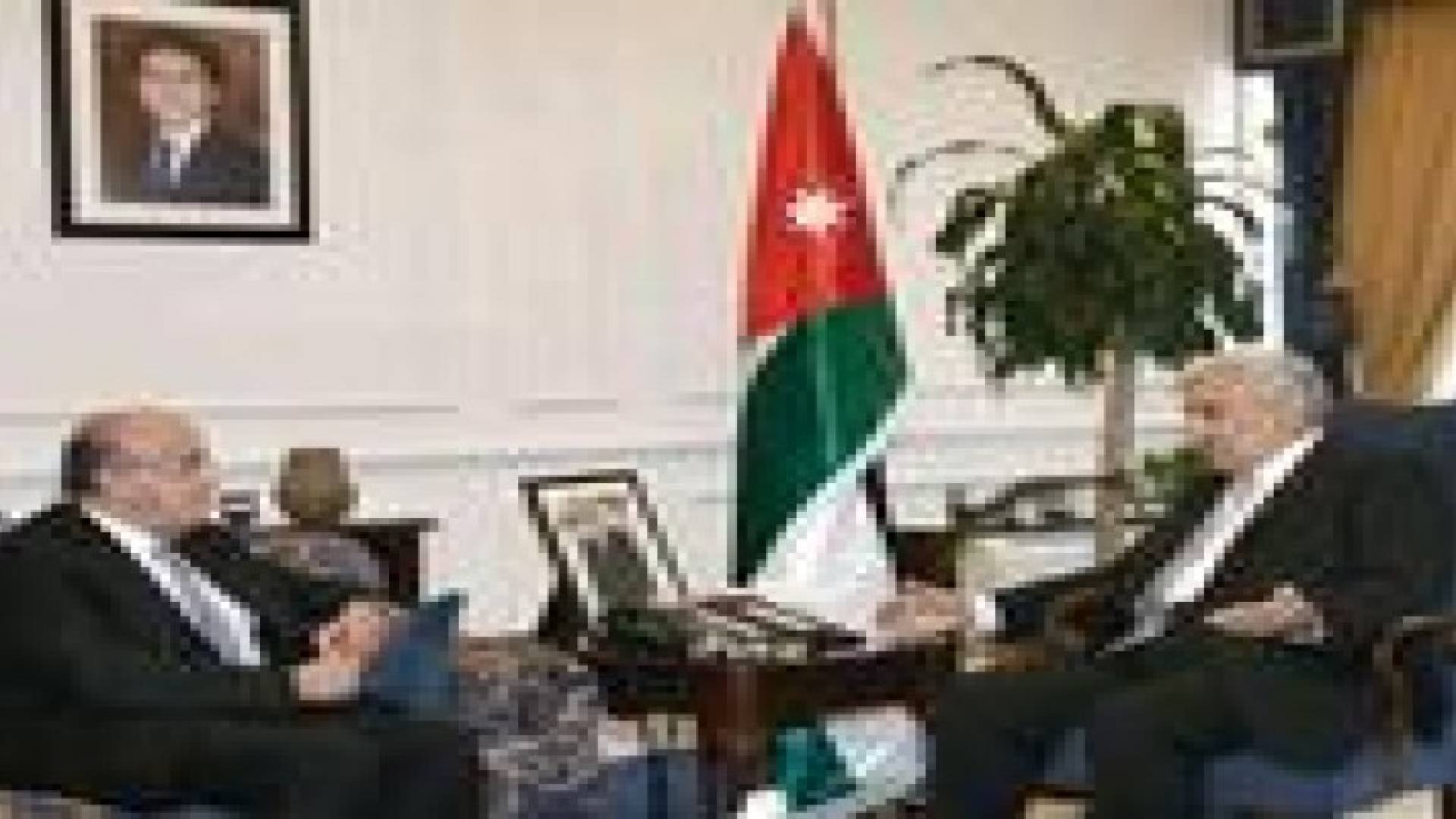 232 مليون دولار منح سعودية للمملكة