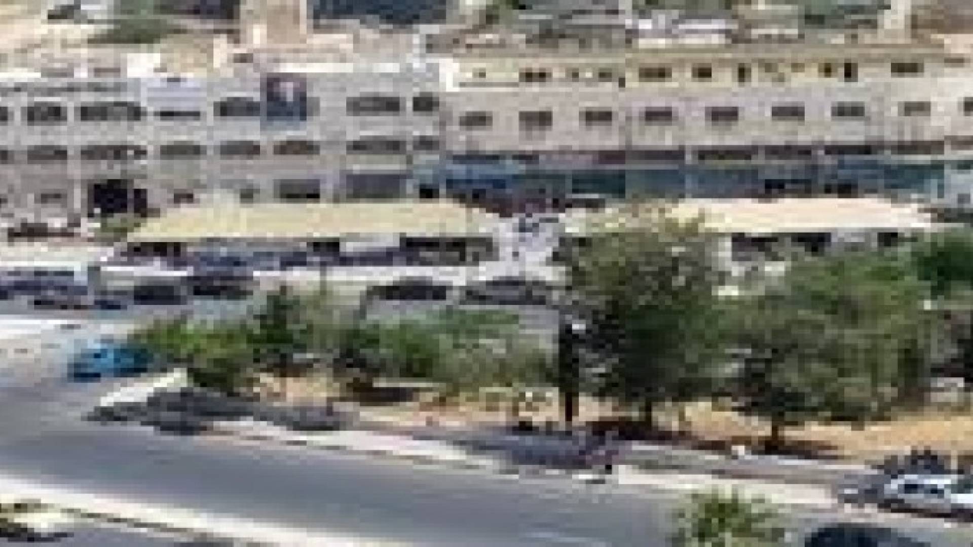 إضراب عاملين شركة الكهرباء لليوم الثاني