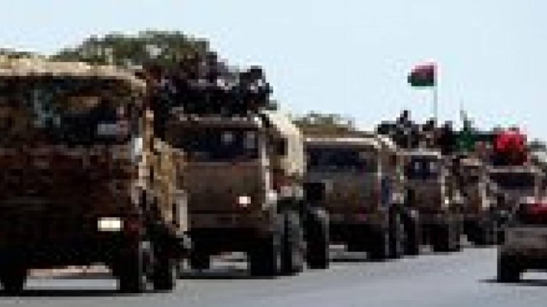 بدء العملية العسكرية "كرامة ليبيا"ضد المجموعات المسلحة في مدينة بنغازي