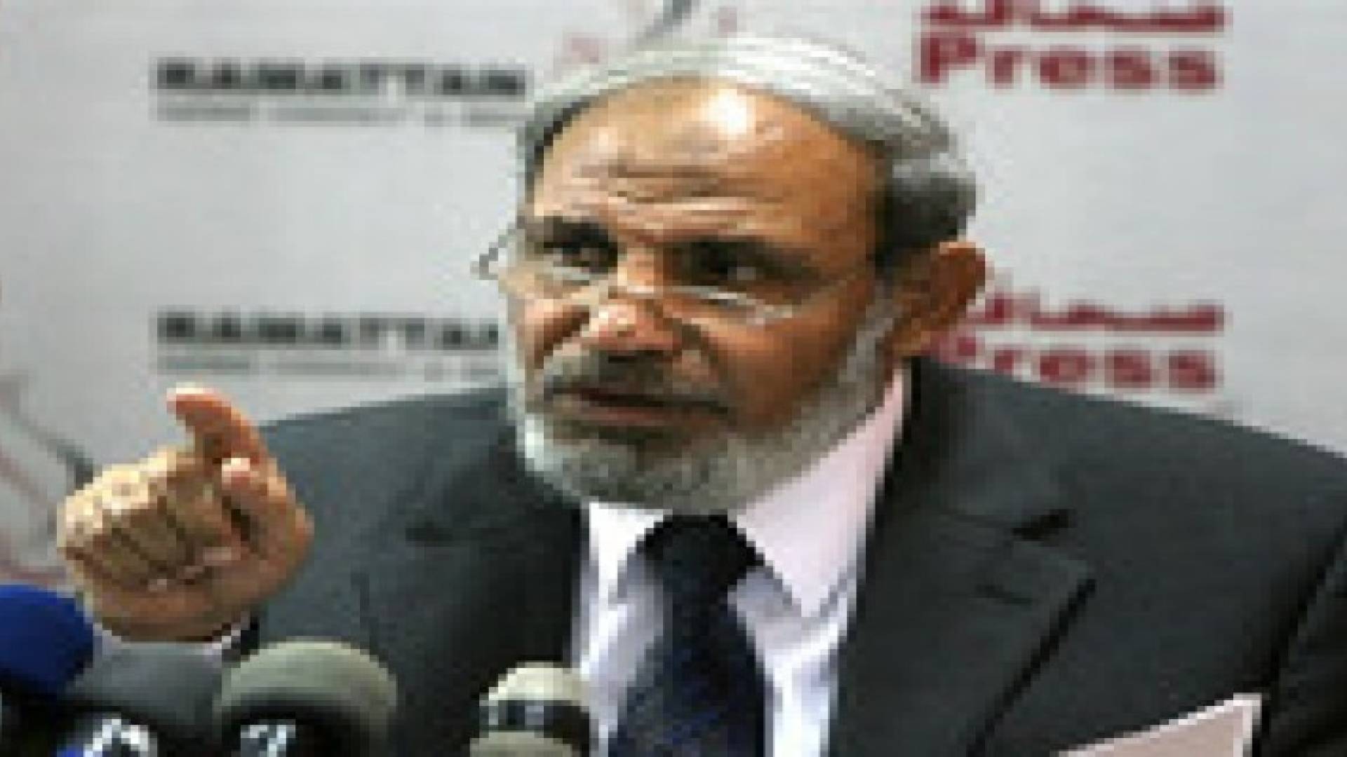 مصر تسحب جنسيتها من القيادي في حماس محمود الزهار