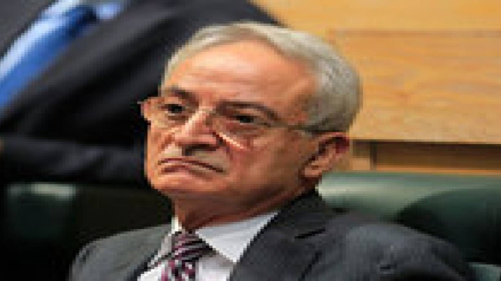 وزير المالية يلمح الى ضرورة زيادة أثمان المياه