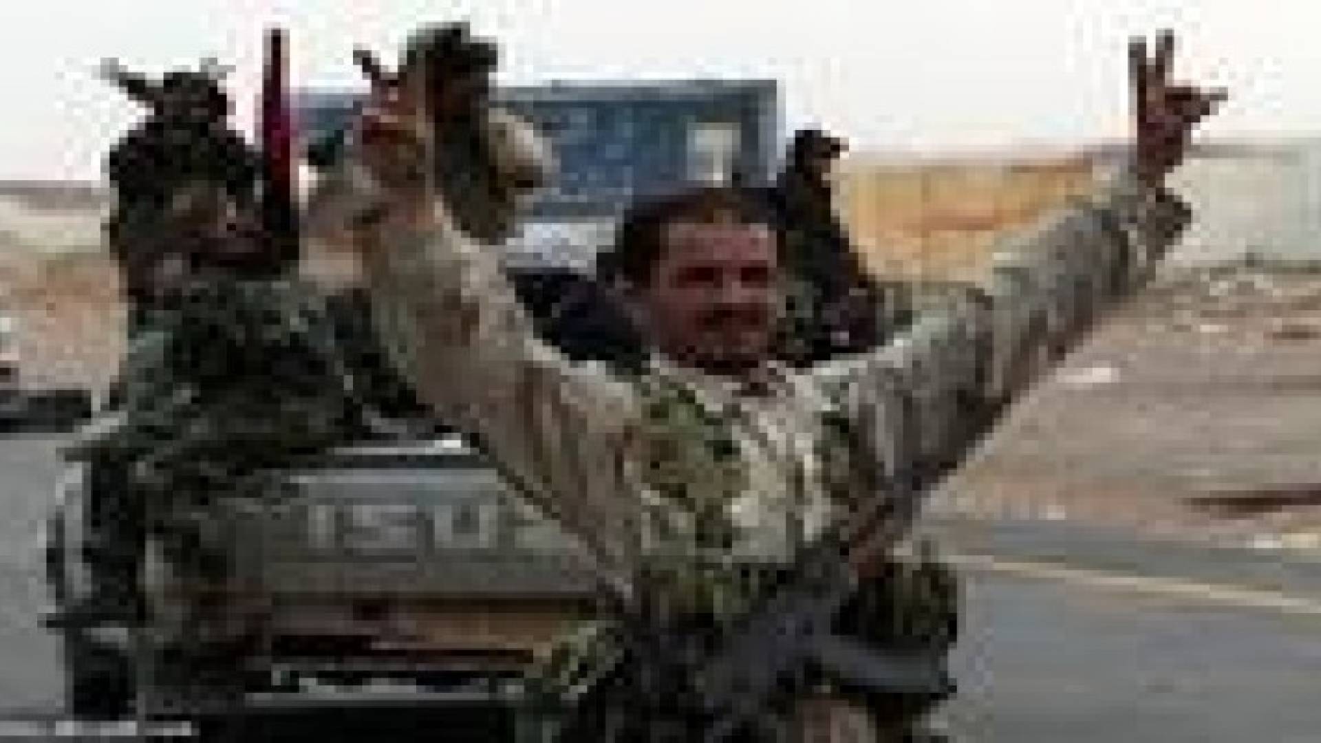 قوات موالية لـ"حفتر" تقصف مدينة بنغازي