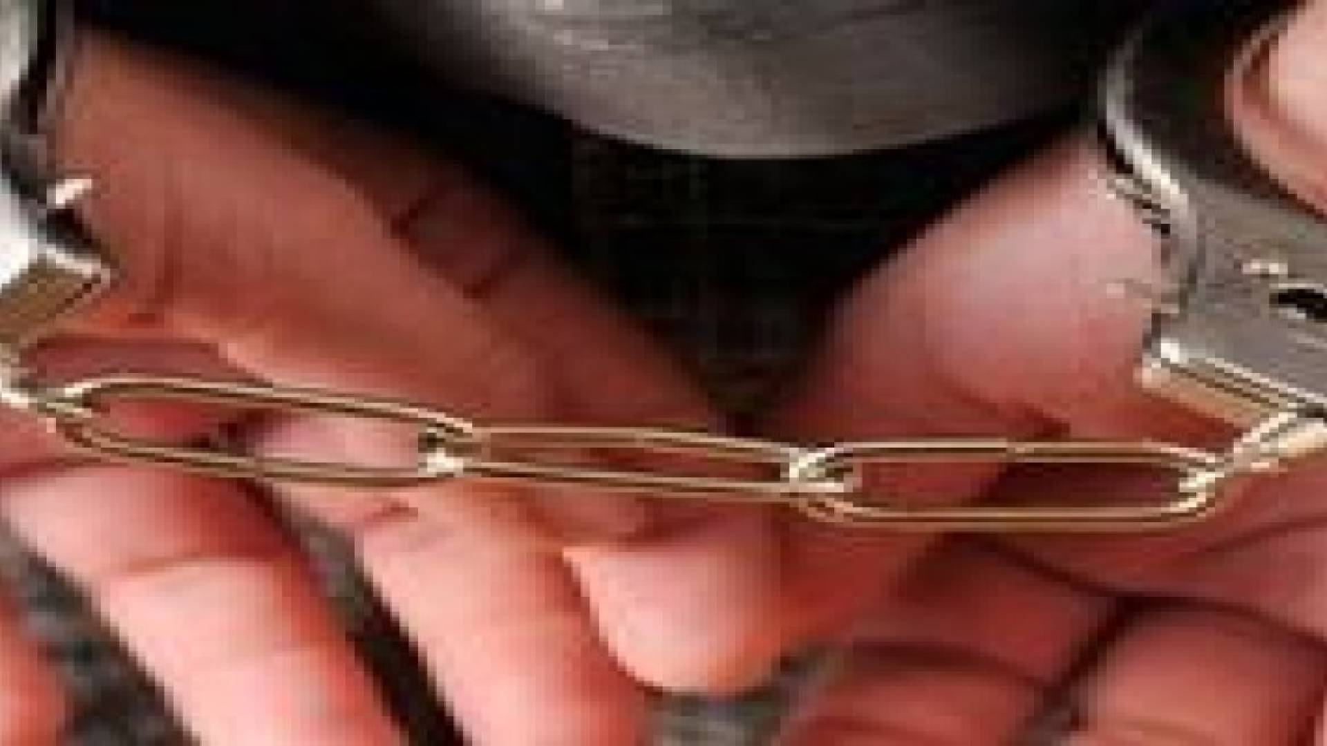 الامن يحبط عملية بيع منزل قيمته 450 الف دينار بشيك مزور