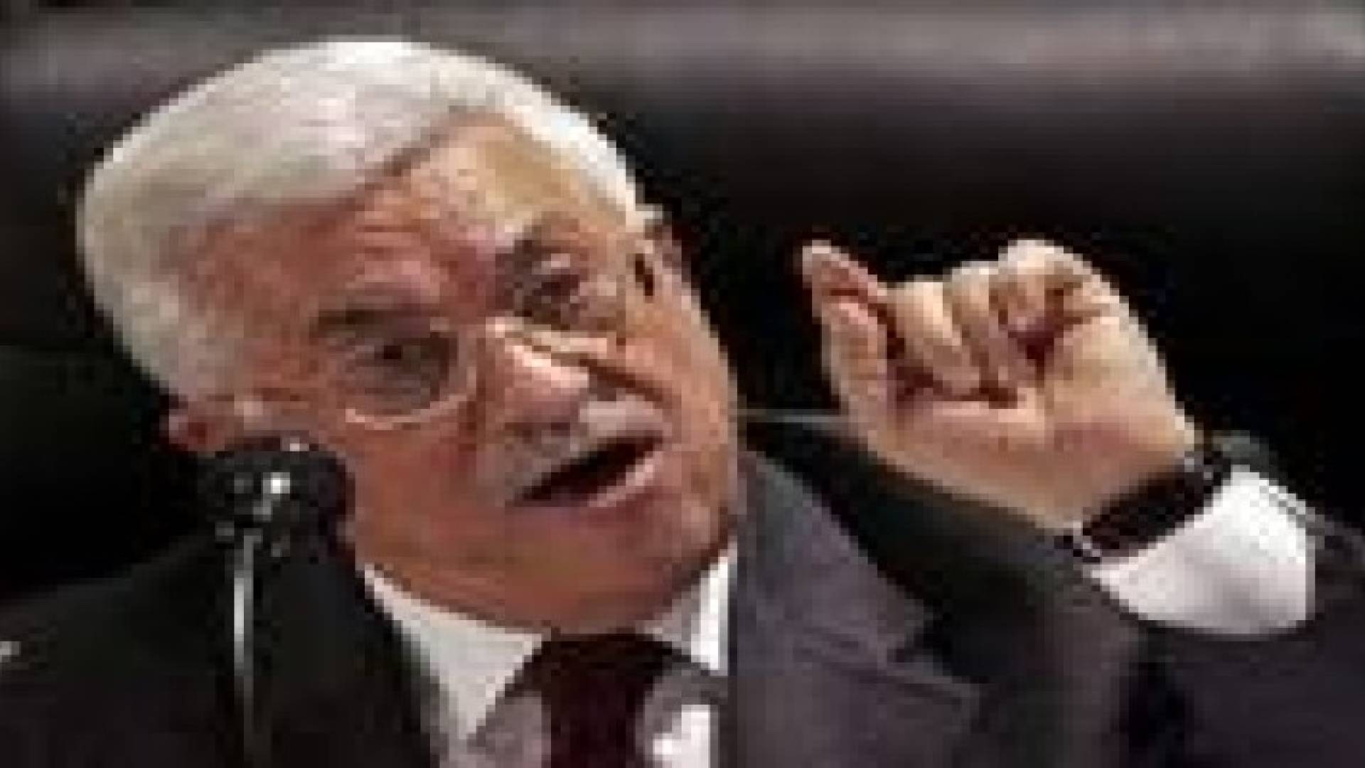 عباس يدعو لحشد الدعم السياسي لحماية القدس