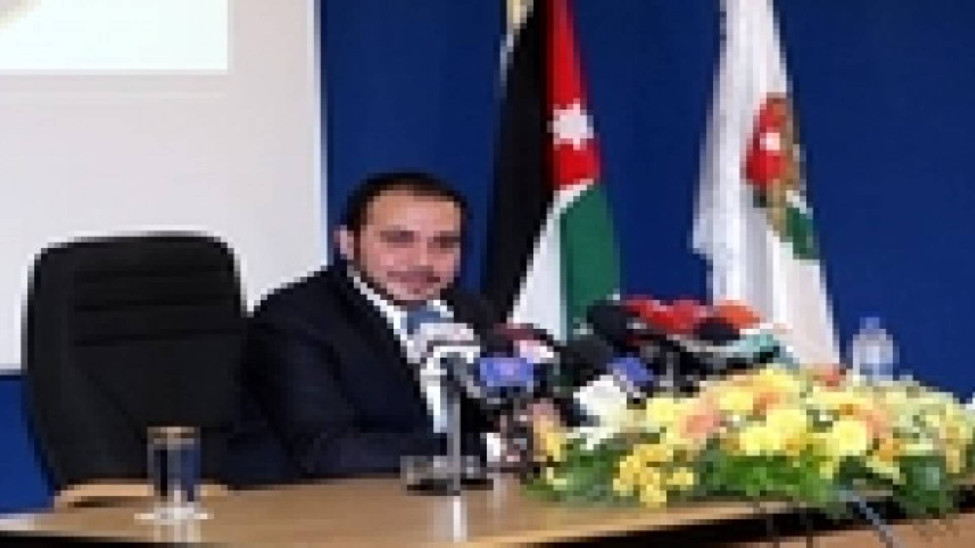 الأمير علي يهنئ الوحدات بالفوز بلقب الدوري