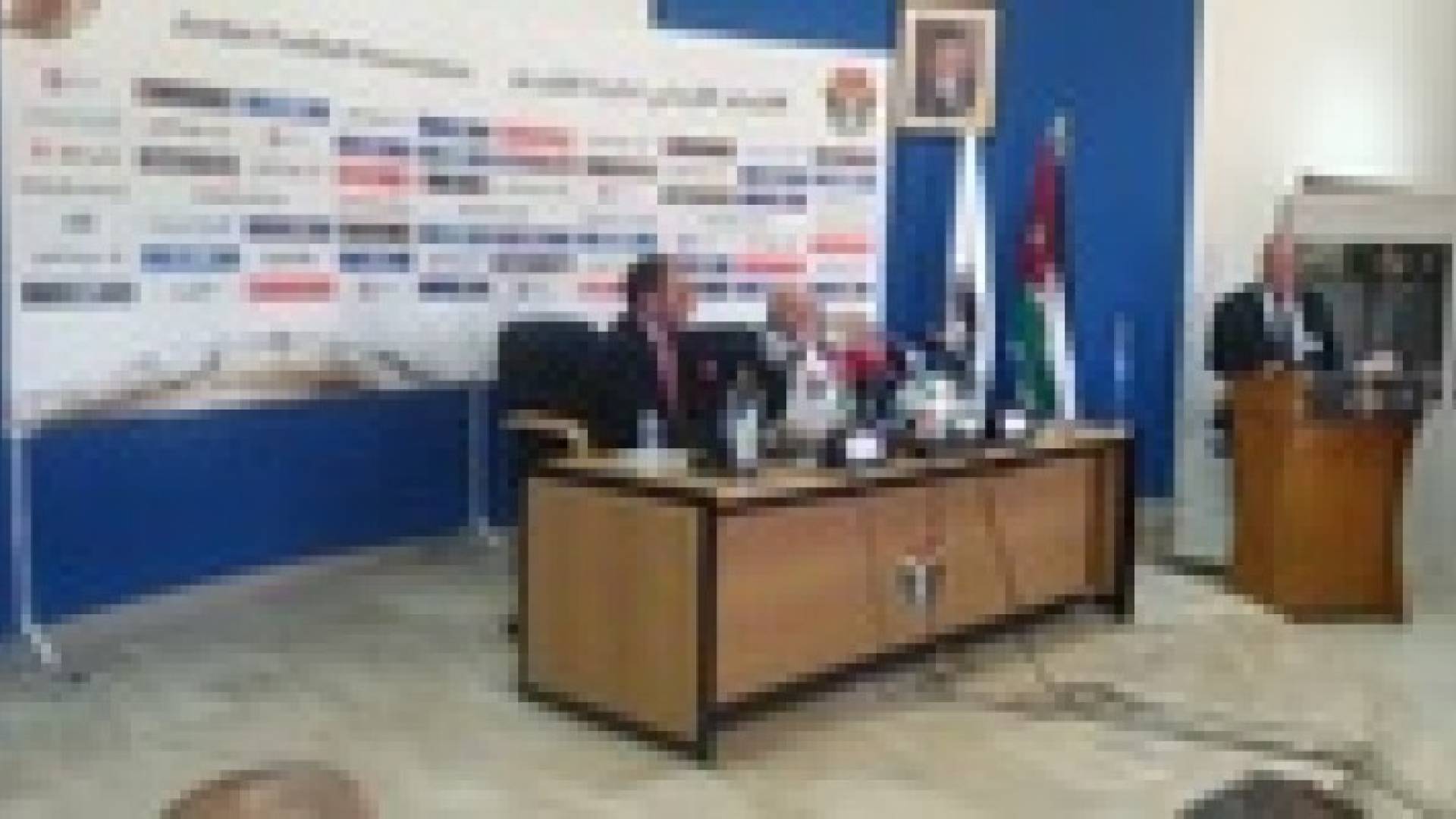 بلاتر يهنئ الوحدات ببطولة الدوري