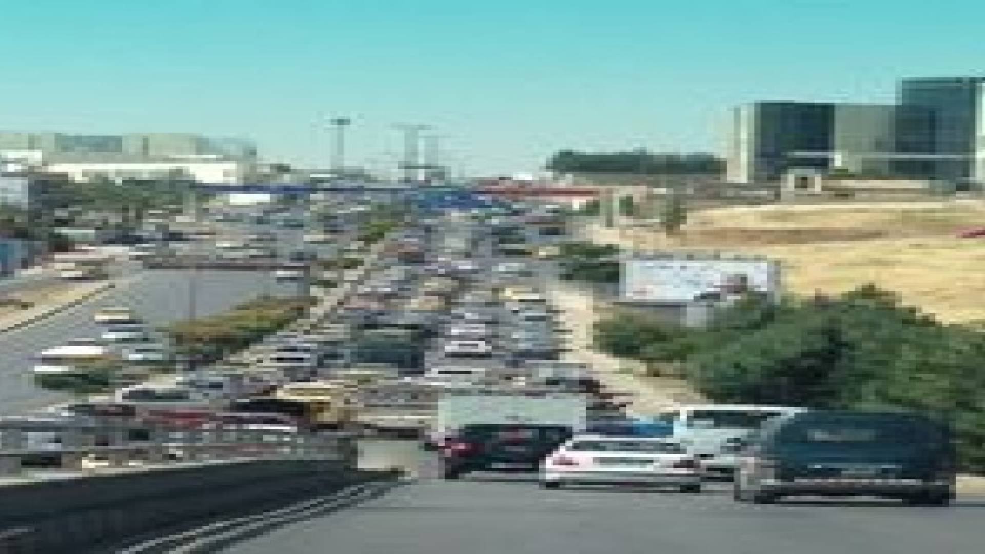 انتخابات الرئاسة السورية تتسبب بأزمة سير .. صور