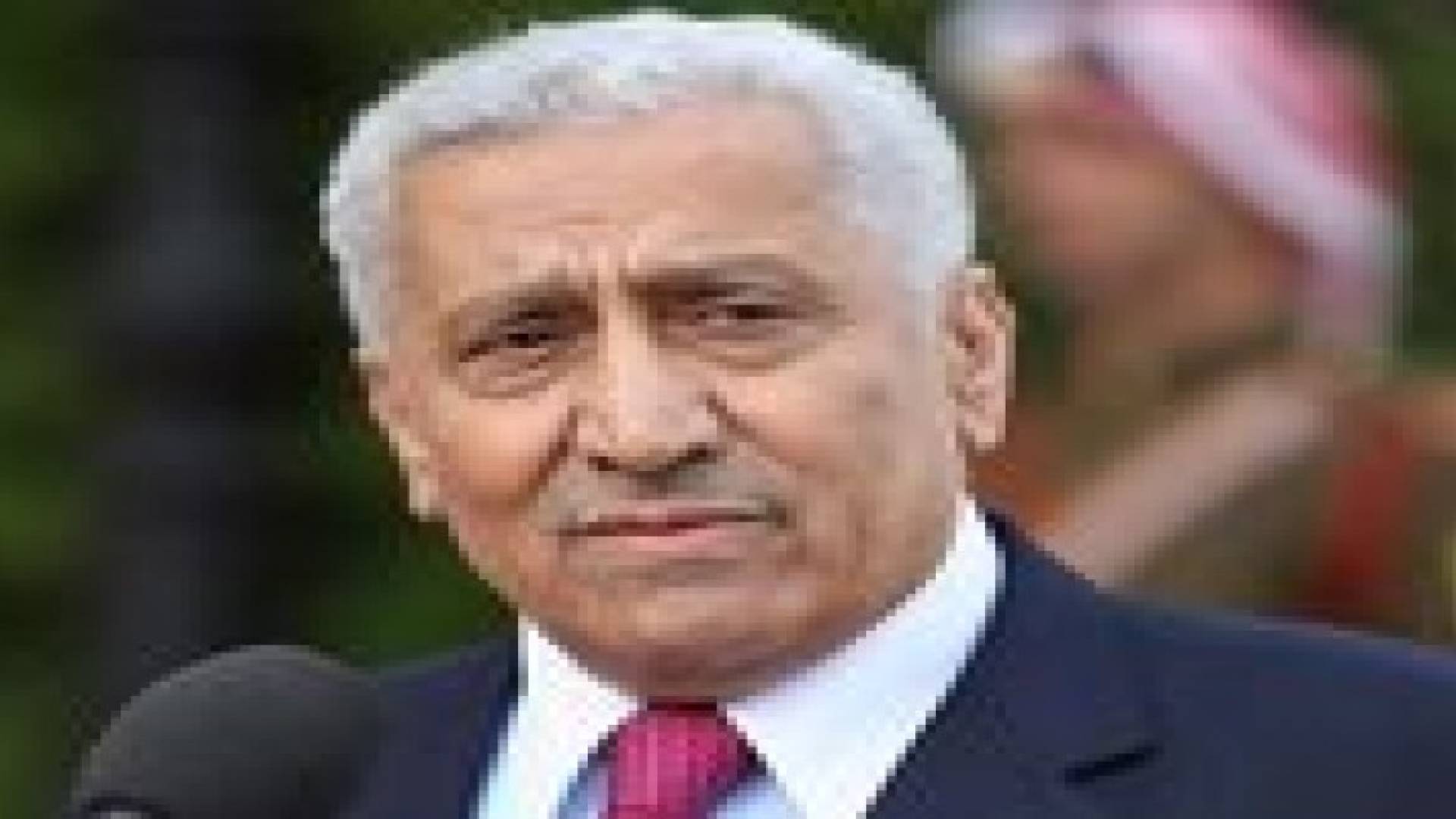 النسور يطالب بإختصار إجراءات الأمانة