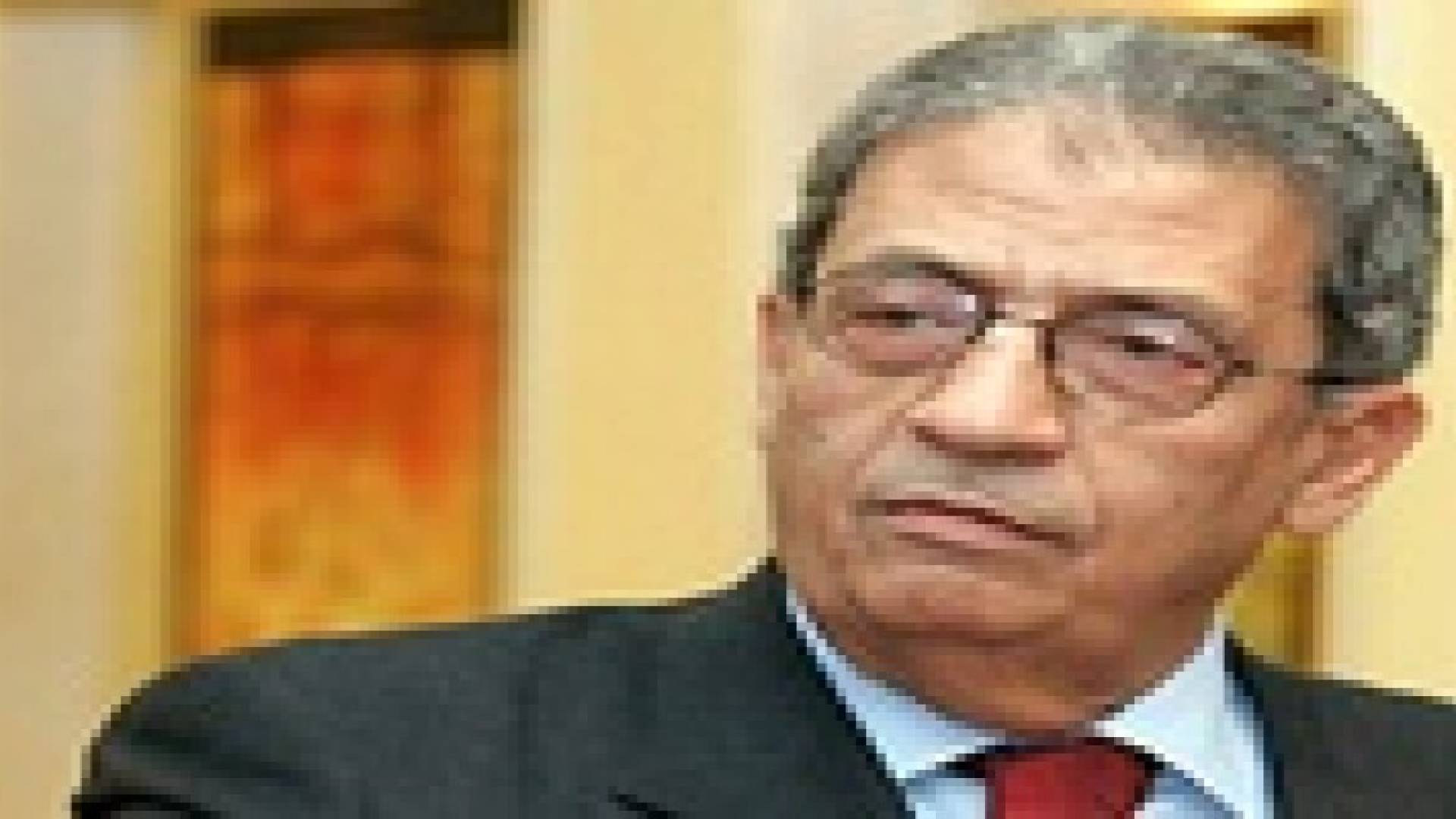 عمرو موسى لخلافة الإبراهيمي لتولي الملف السوري