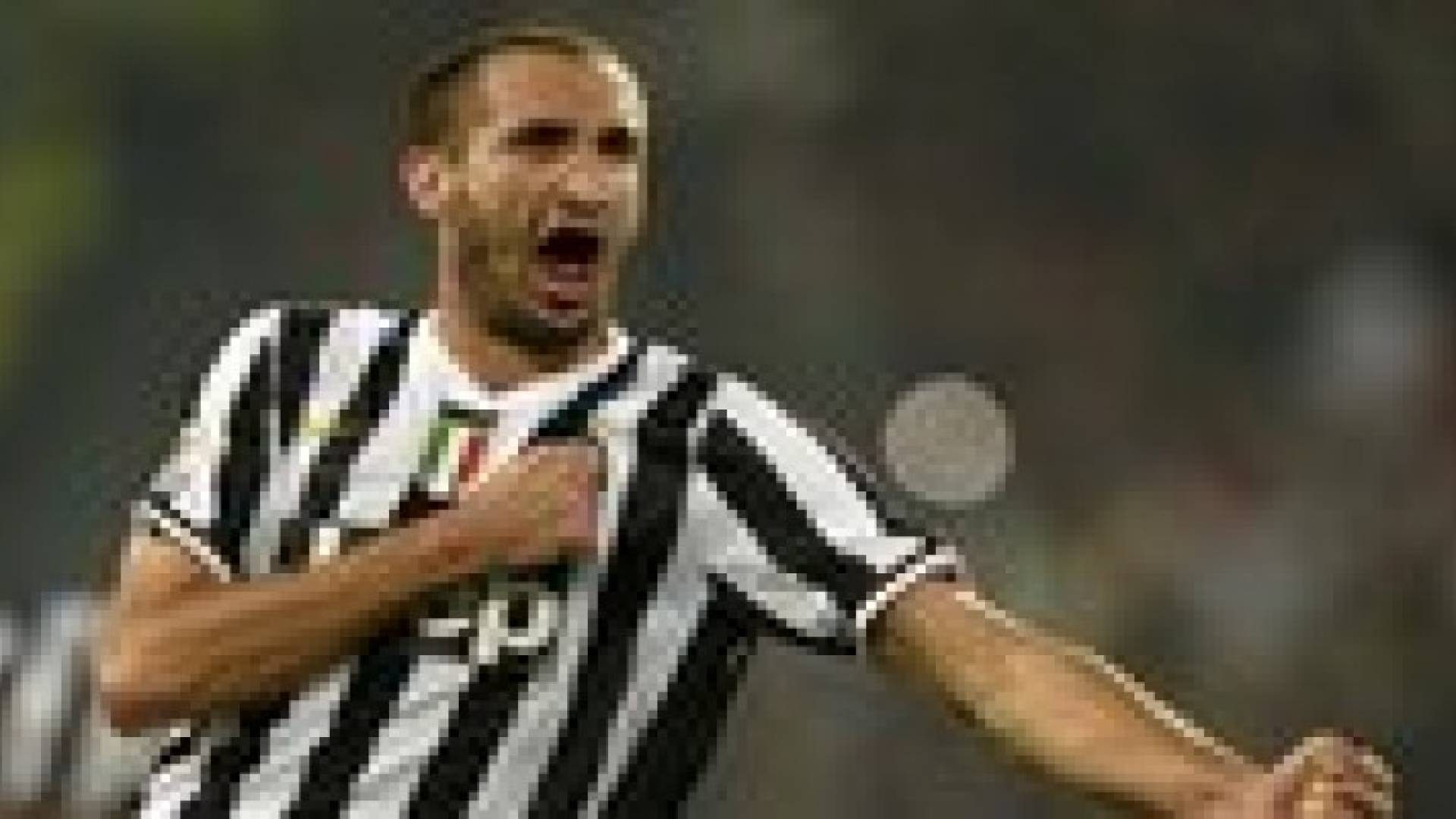 يوفنتوس يقترب من تجديد عقد كيليني