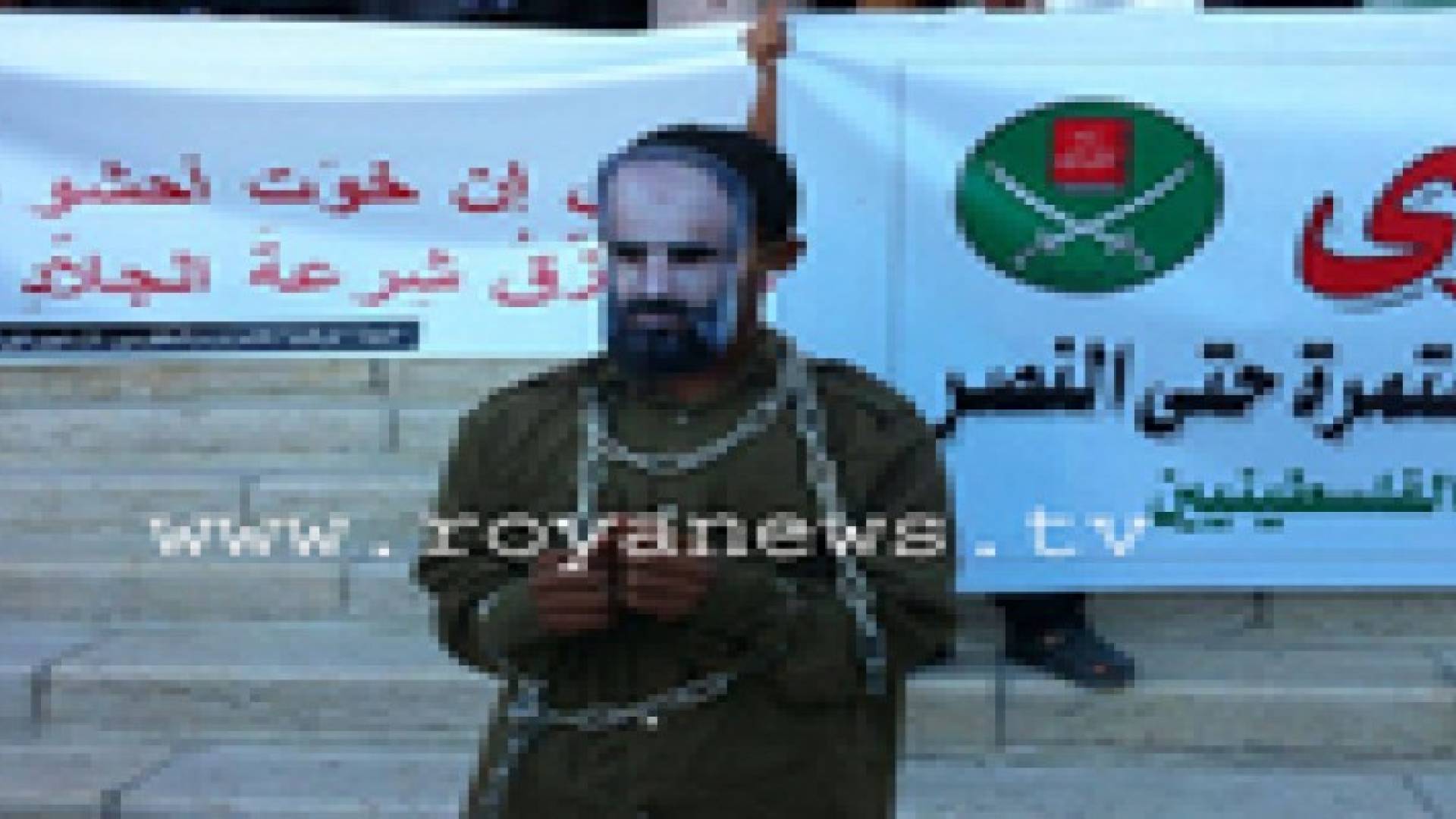 وقفة " تعبيرية " في مجمع النقابات تضامنا مع الأسرى .. صور