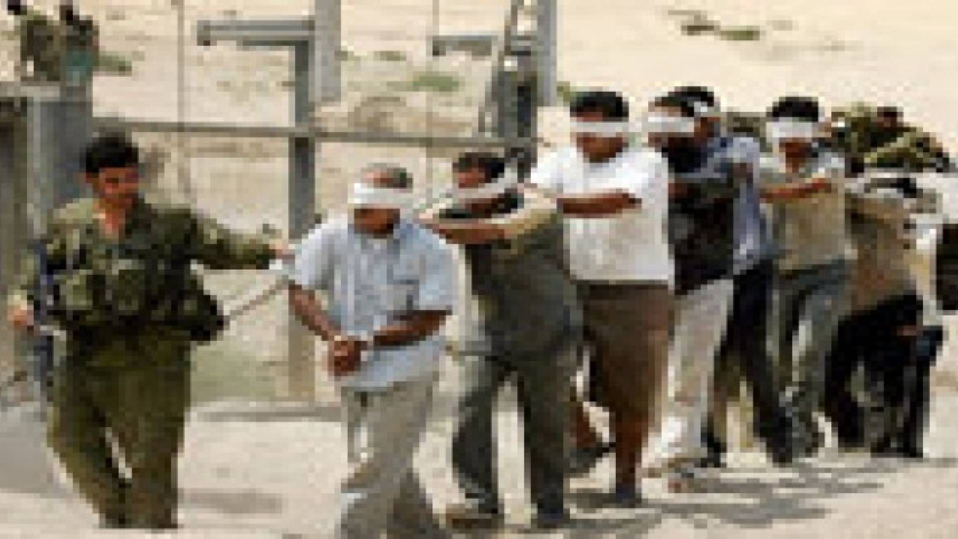 سلطات الاحتلال تنقل 70 أسيرا الى المستشفى