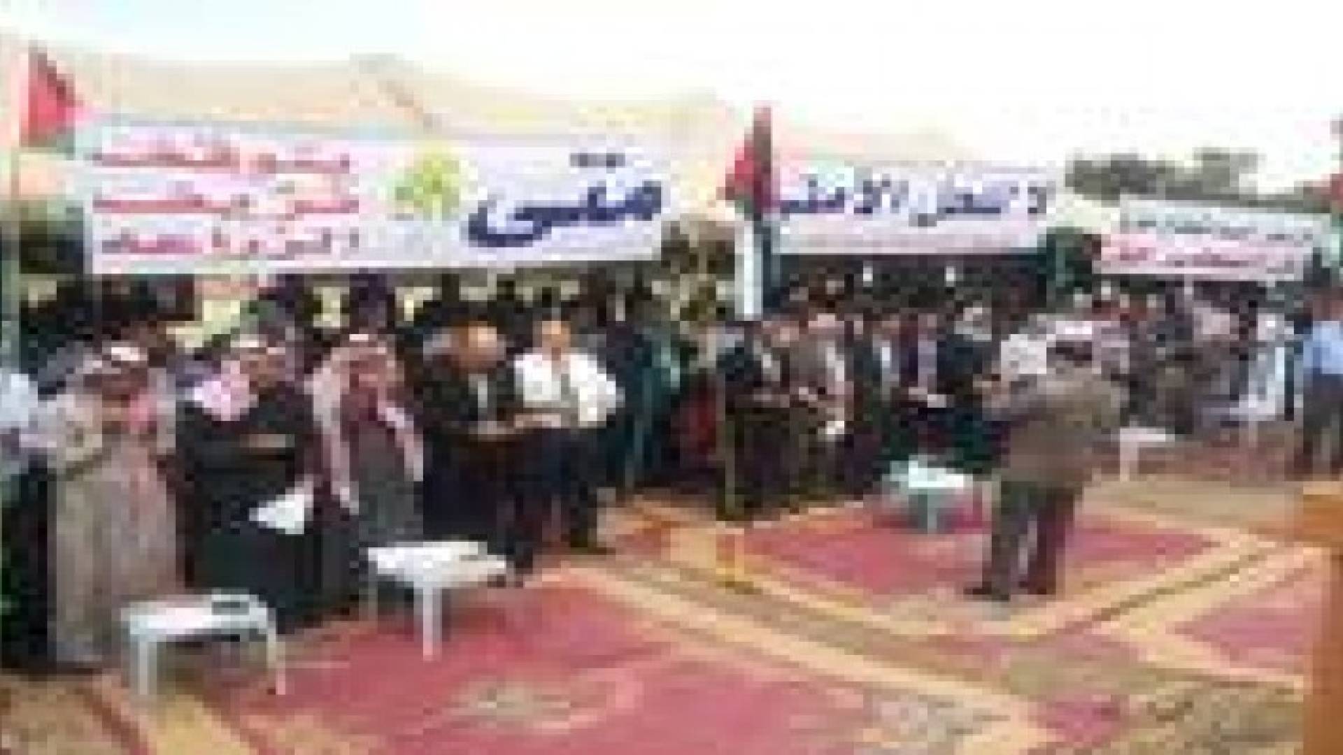 المزارعون ينصبون خيمة عزاء في دير علا..صور