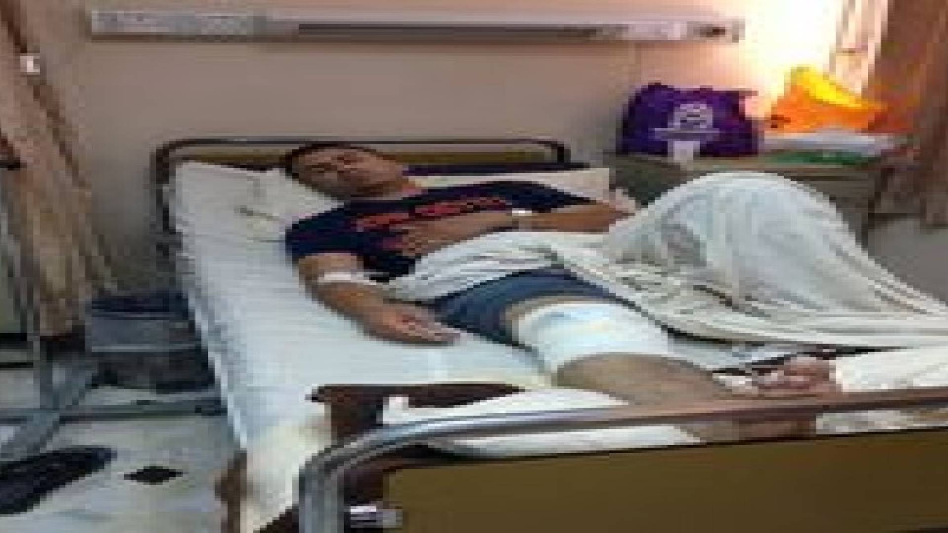 هجوم مسلح يصيب موظفين من " سلطة المياه " .. صور