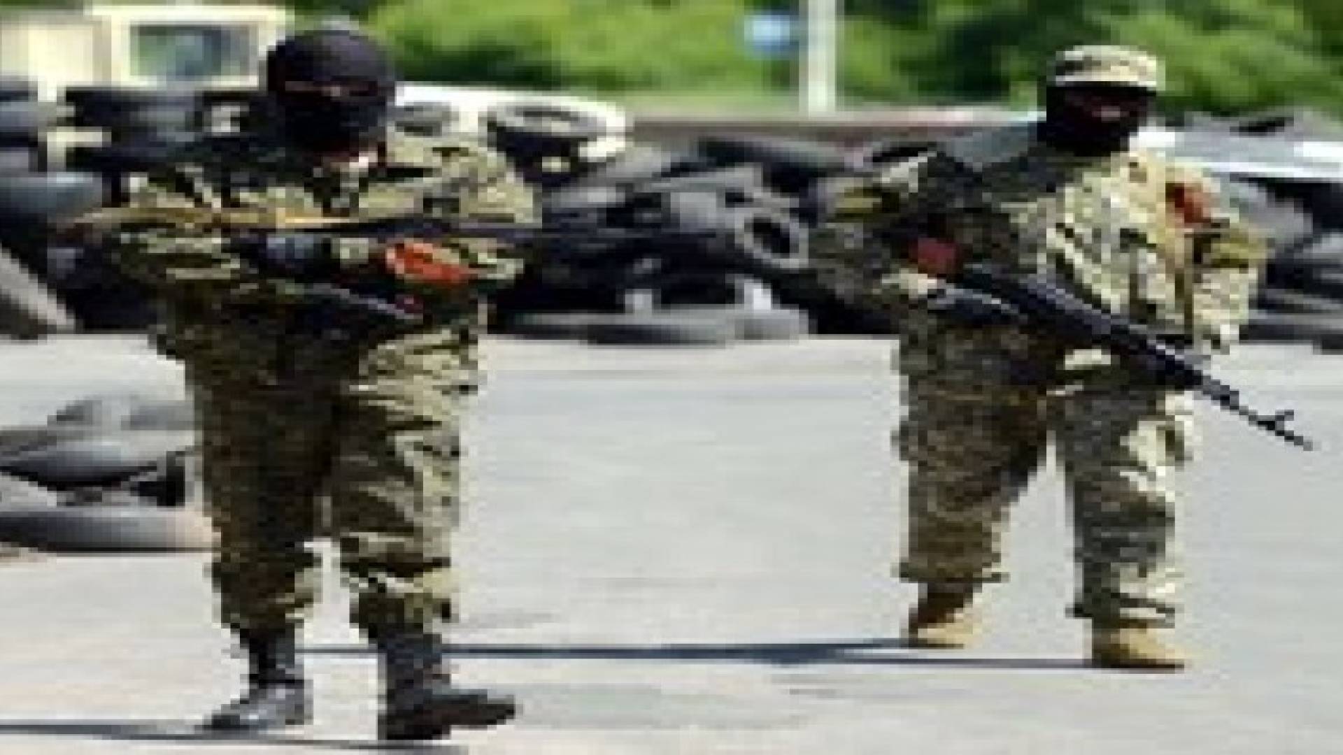 عودة الحياة الطبيعية إلى "دونيتسك" شرق أوكرانيا رغم المظاهر المسلحة..صور