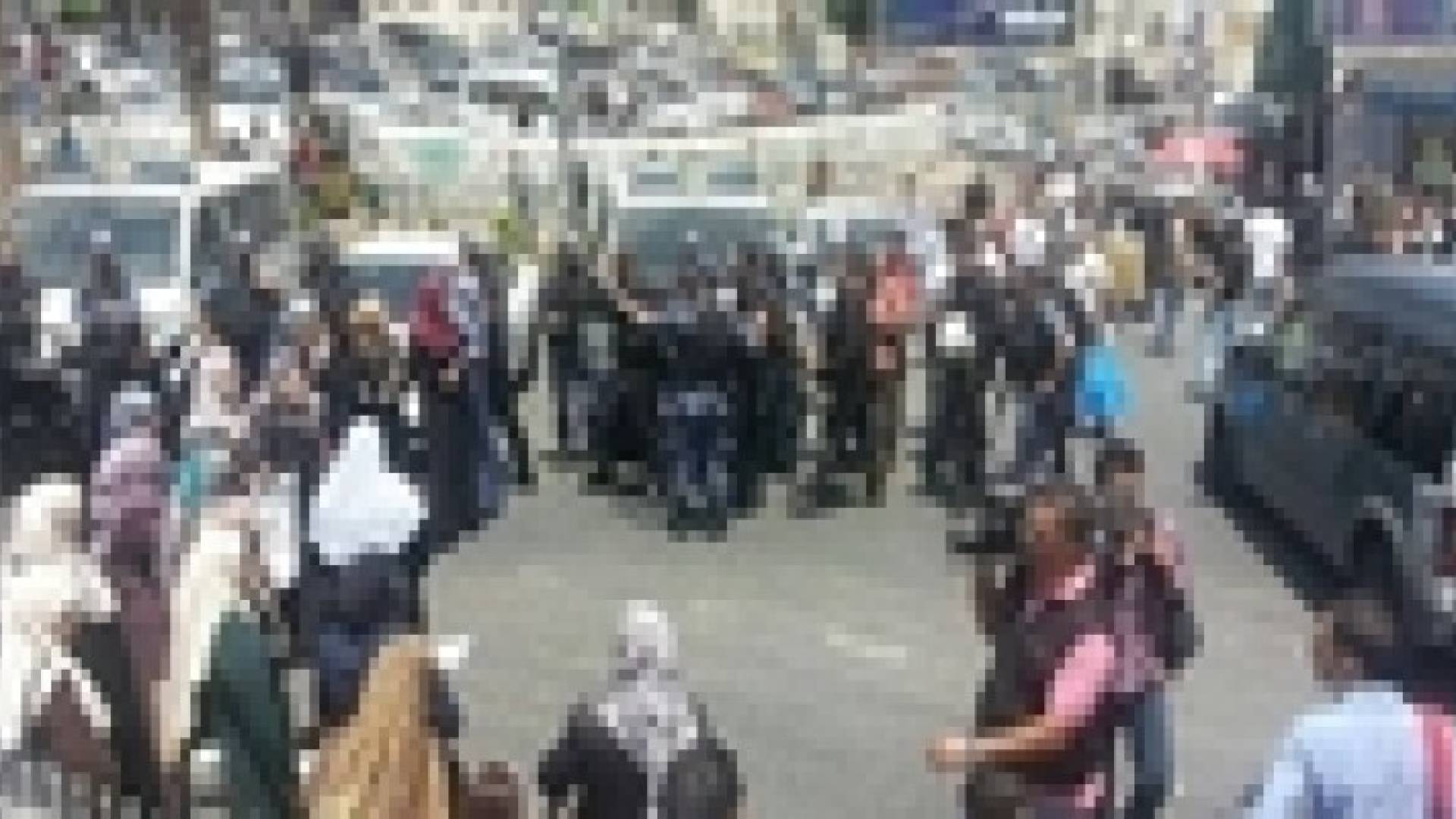 الأمن الفلسطيني يحتجز صحفيين بعد أن اعتدى عليهم برام الله
