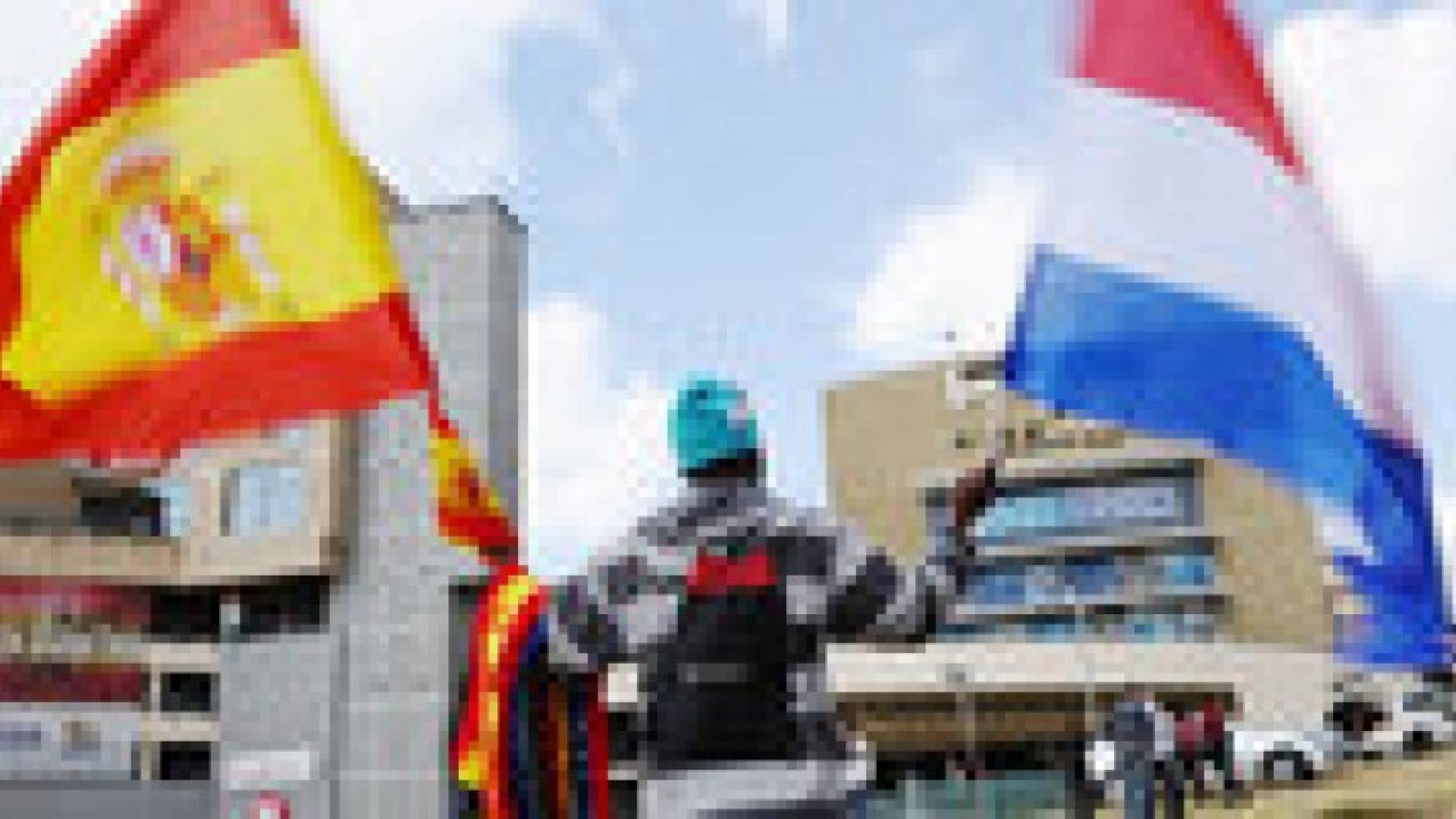 "الماتادور" الإسباني  و"الطواحين" الهولندية في سيناريو مكرر لنهائي مونديال 2010