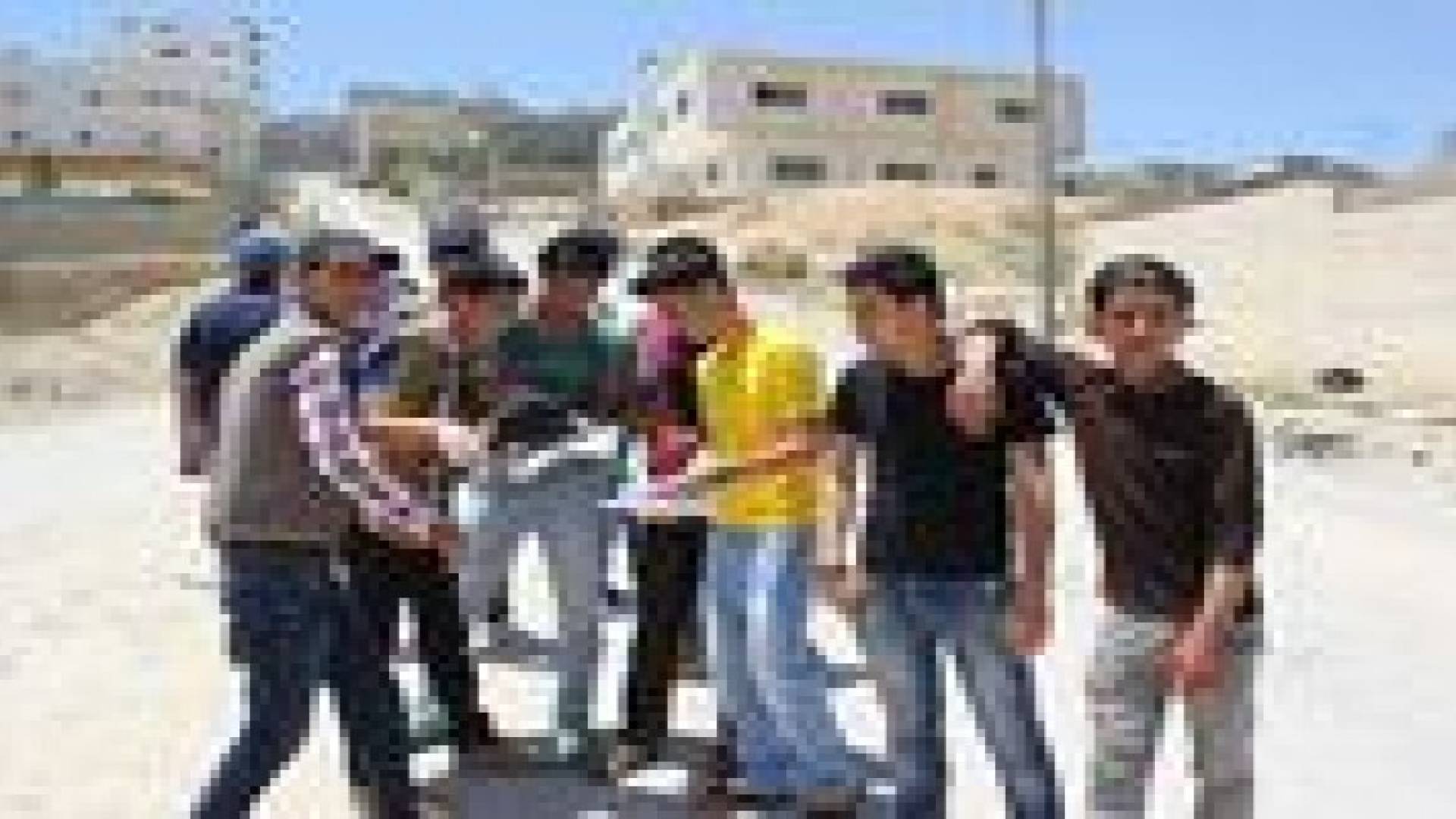 طلبة الطفيلة يشتكون صعوبة الأسئلة وضيق الوقت