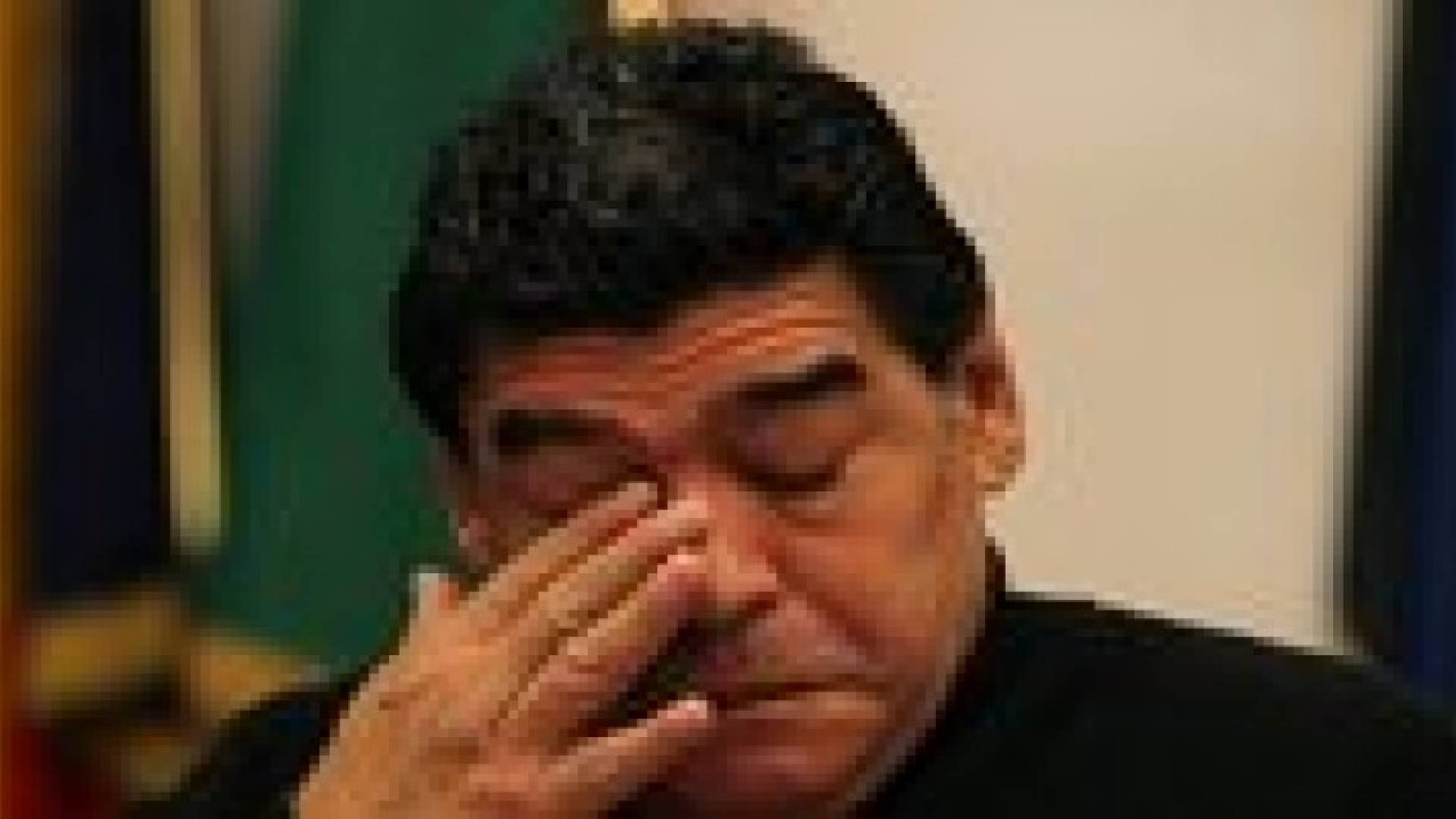 مارادونا حزين بسبب غياب فالكاو عن المونديال