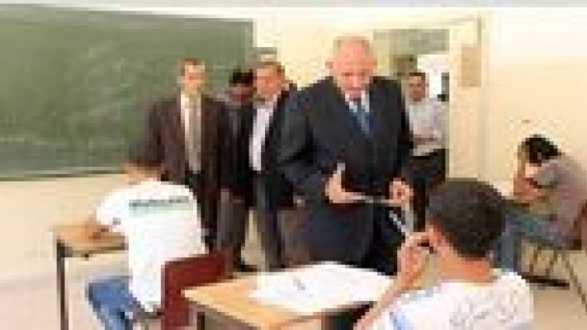 الذنيبات : لم تسجل اي ملاحظات على " التوجيهي " في اليوم الاول