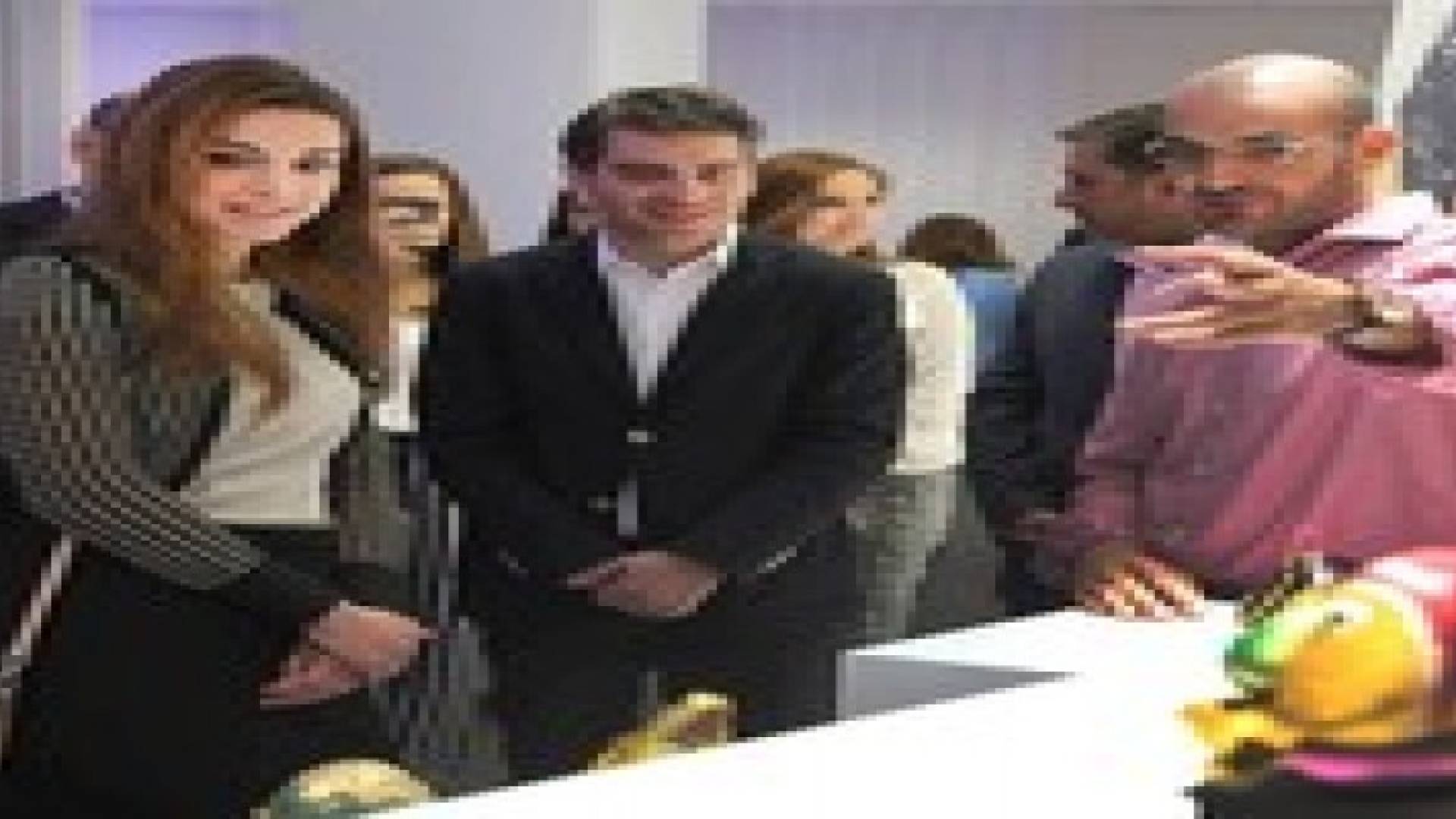 الملكة رانيا تحضر اطلاق "اويسس 500" مسارا استثماريا جديدا