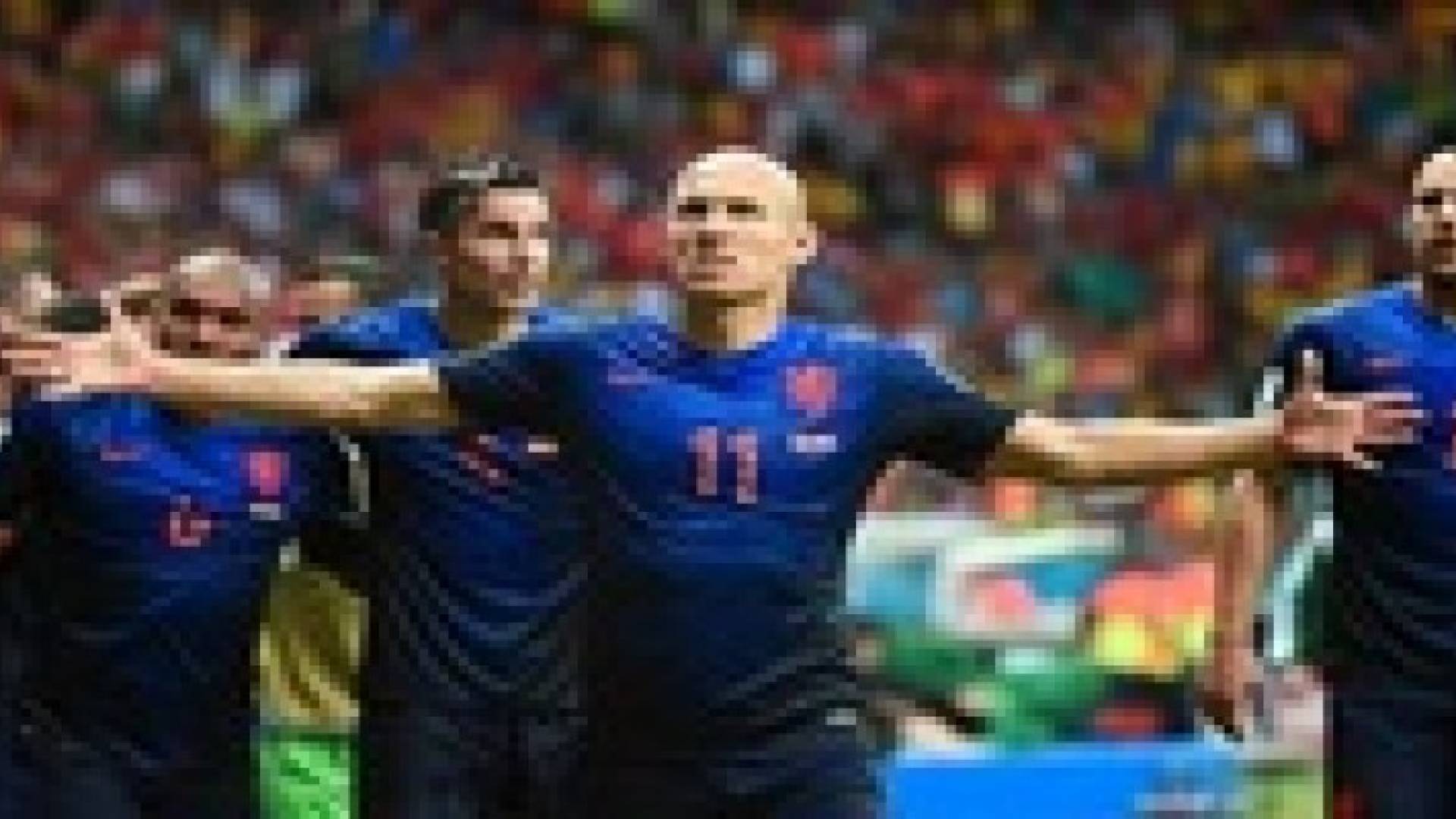 استراليا تغادر كأس العالم بخسارتها امام هولندا 3 - 2 .. فيديو وصور