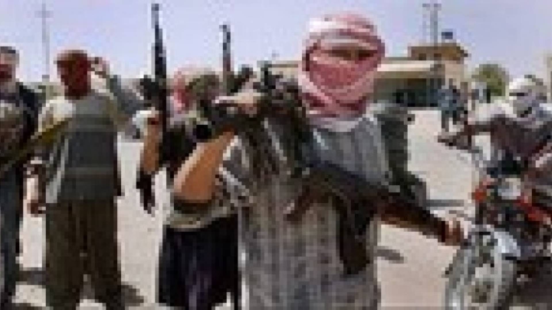 العراق : المسلحون يسيطرون على مصفاة البترول في بيجي