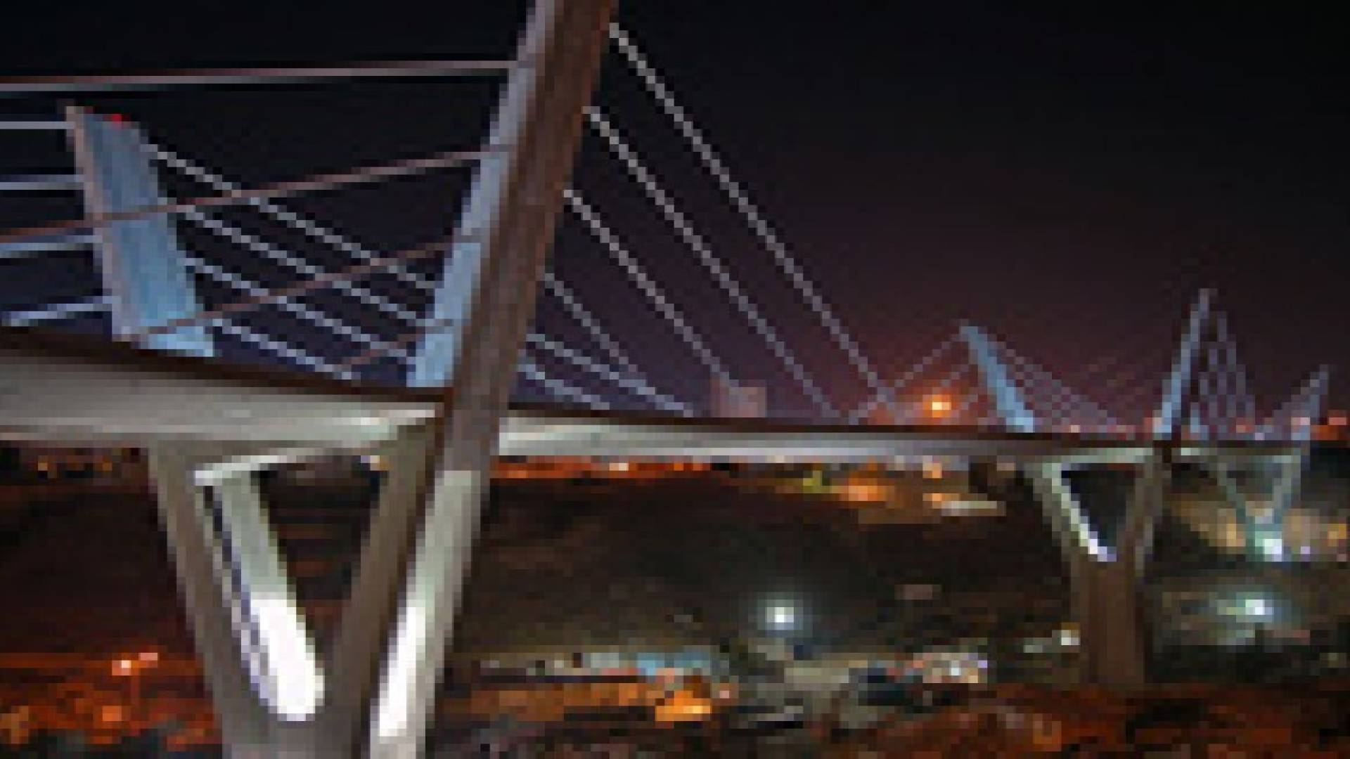 الجسر المعلق في " عبدون " مغلق .. تفاصيل