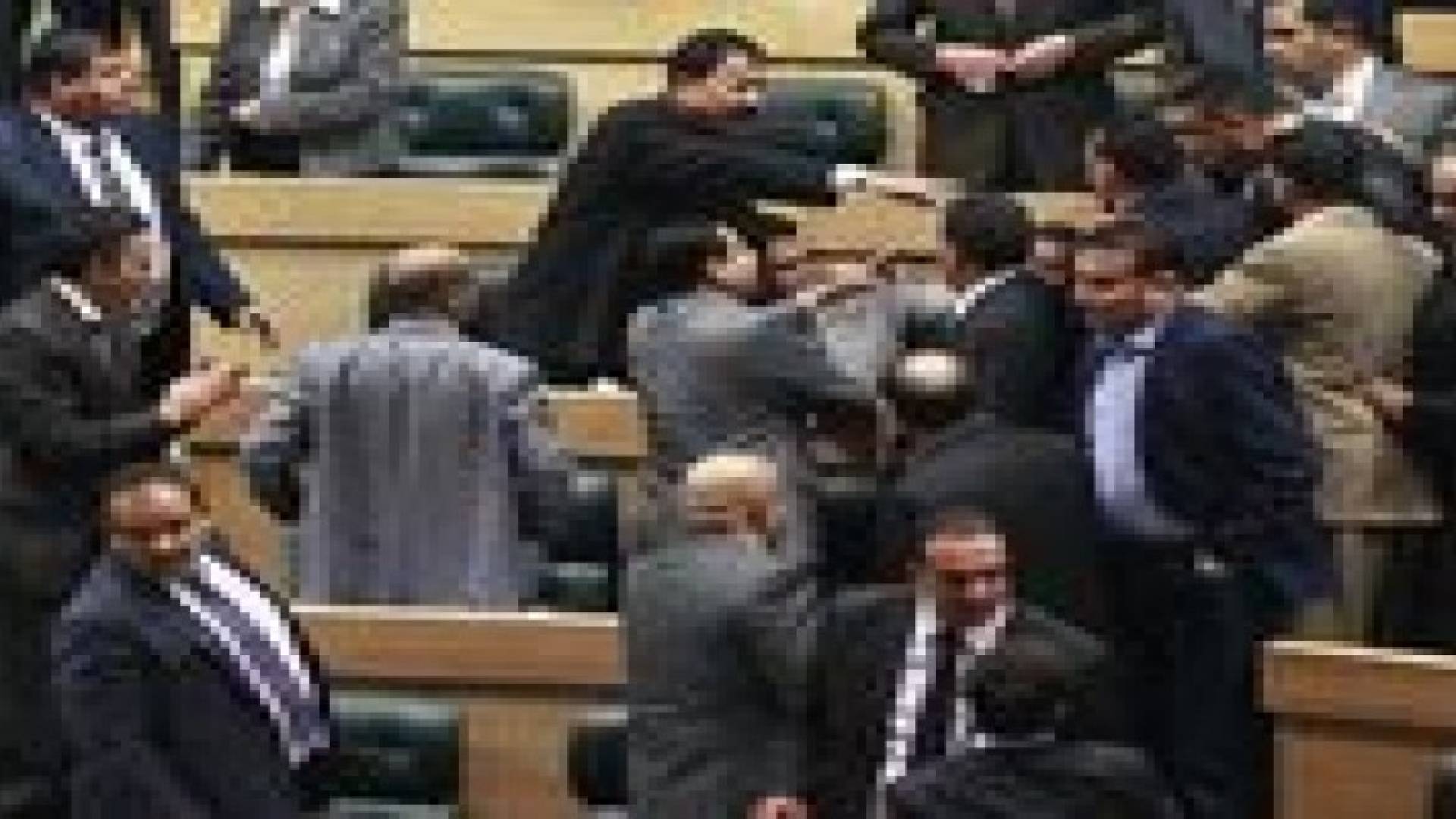 رفع جلسة النواب والمجلس يجتمع في قاعة عاكف الفايز
