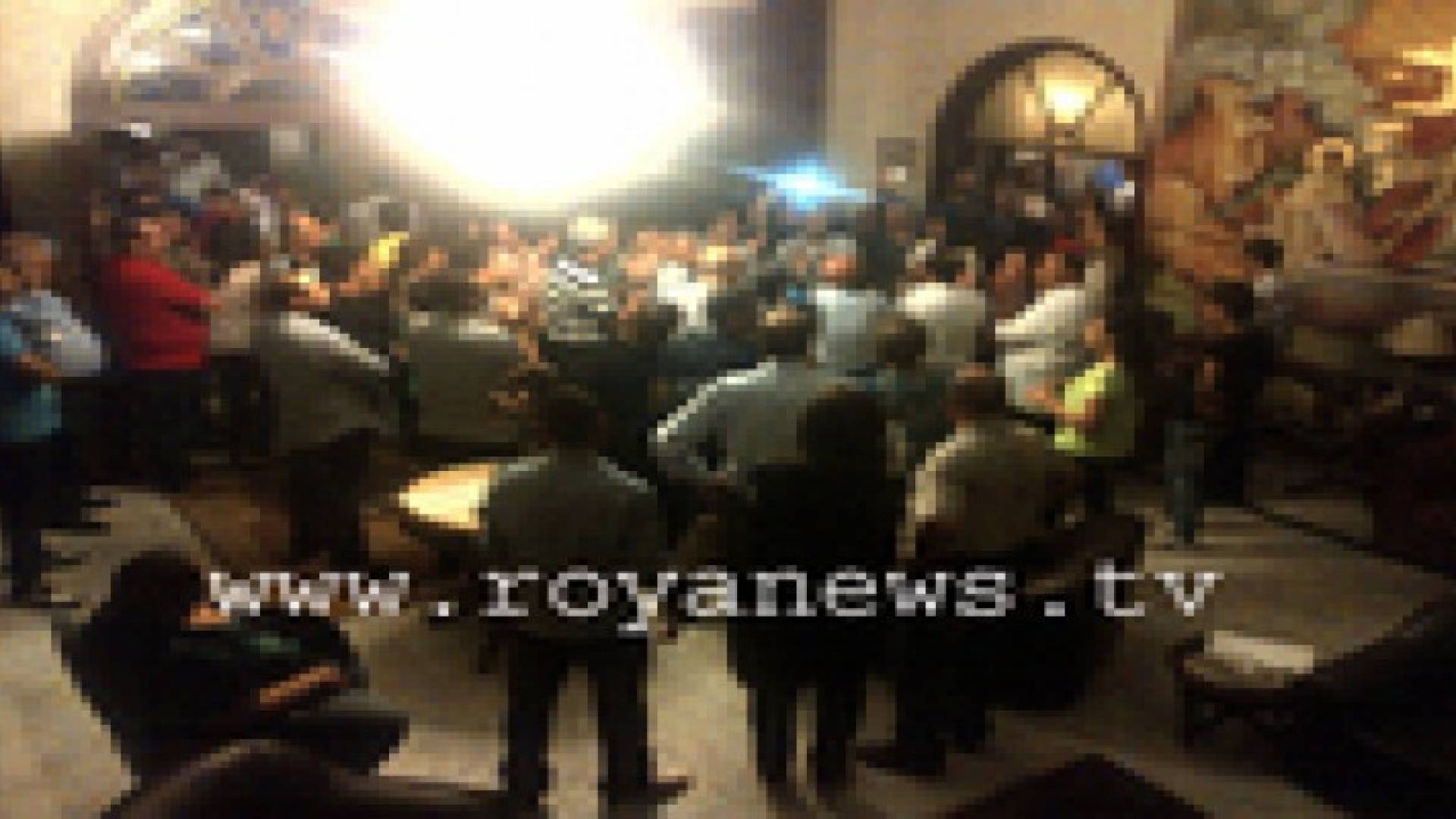 وقفة احتجاجية داخل المطرانية الأرثوذكسية .. صور