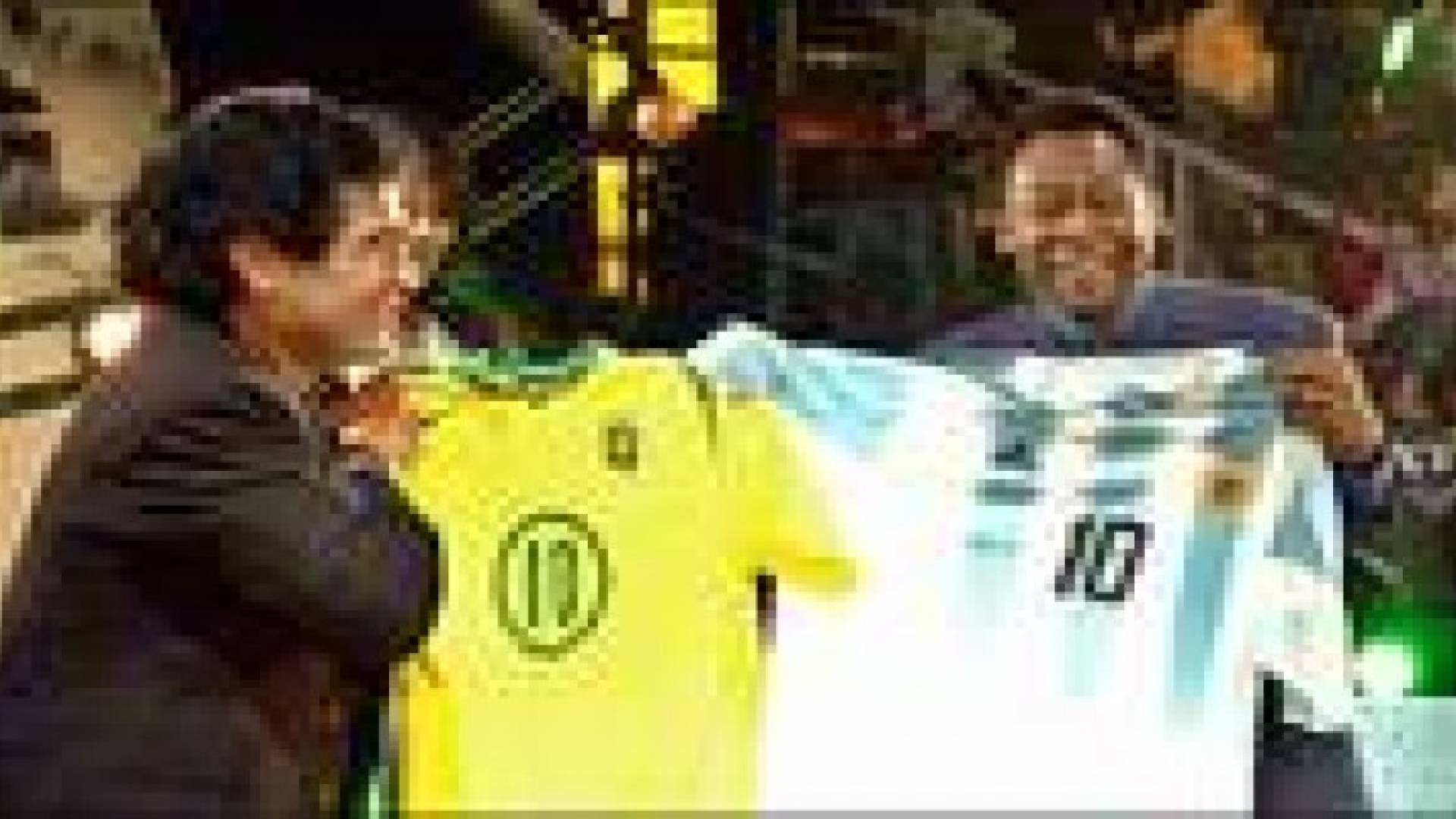 الارجنتين تستفز البرازيل " مارادونا أعظم من بيليه "