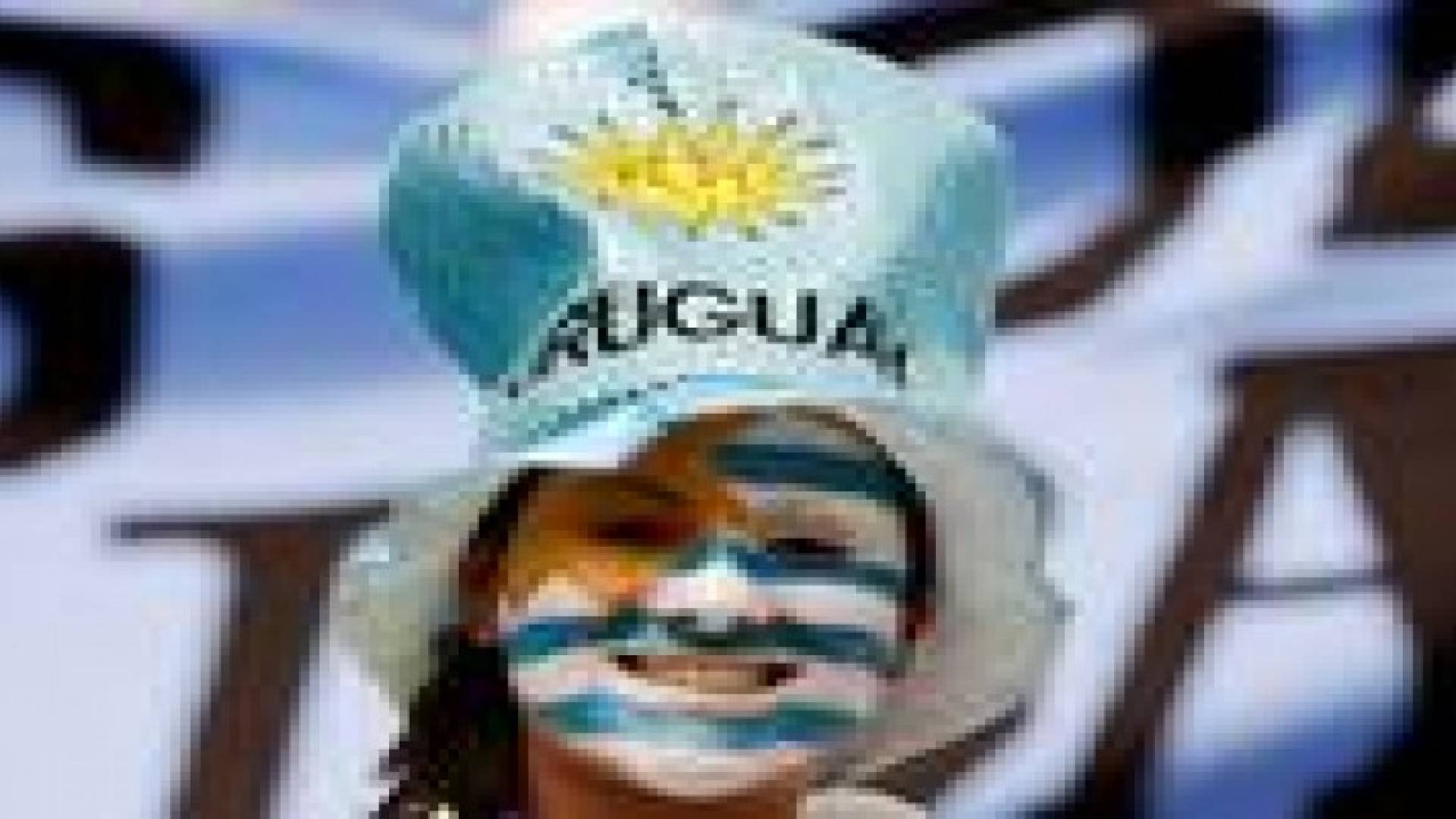 أورغواي تطيح بإيطاليا خارج المونديال وتتأهل إلى ثمن النهائي