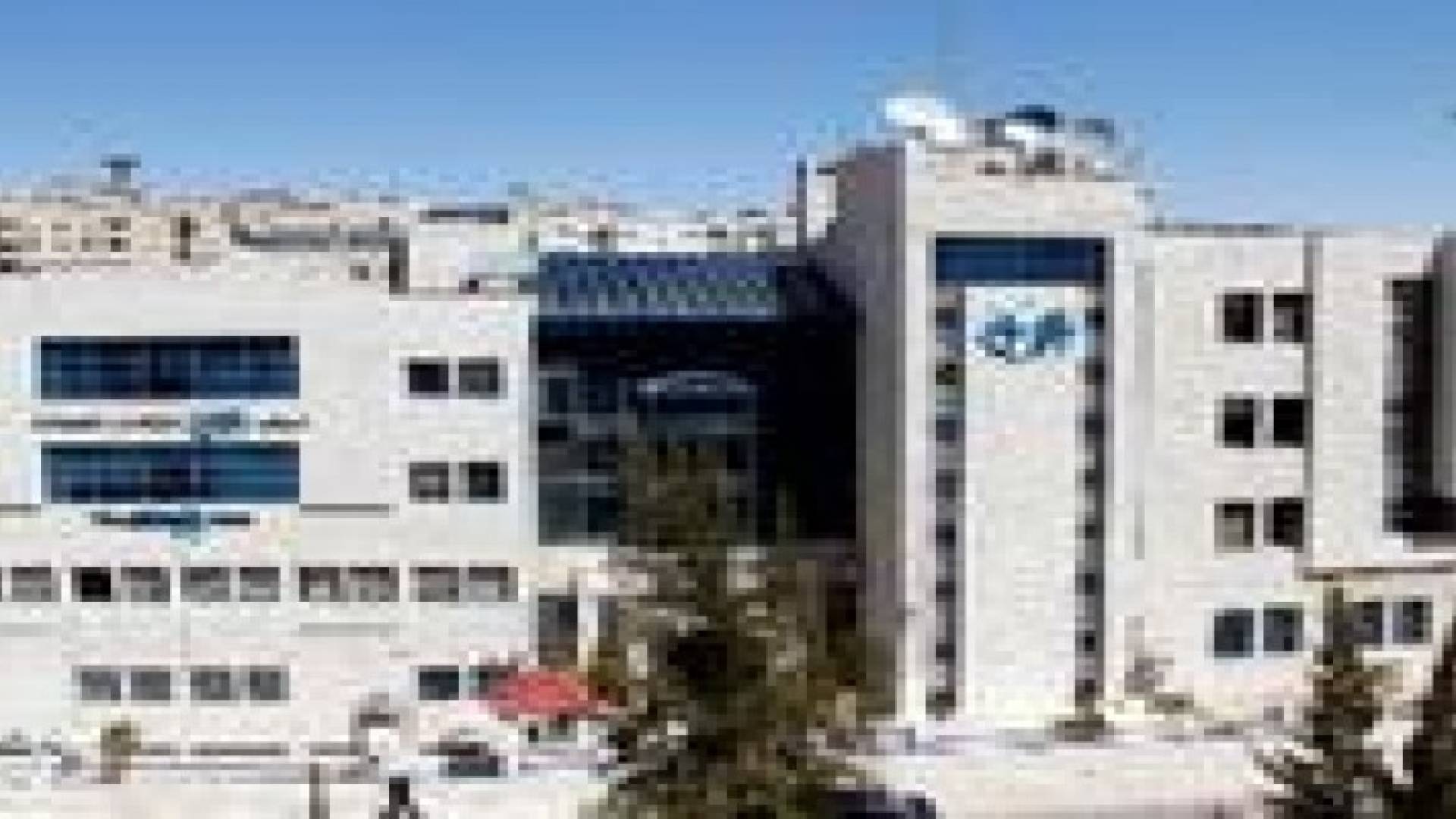 مركز الرأي للدراسات يوقع اتفاقية مع الجمعية العمانية للأدباء والكتاب