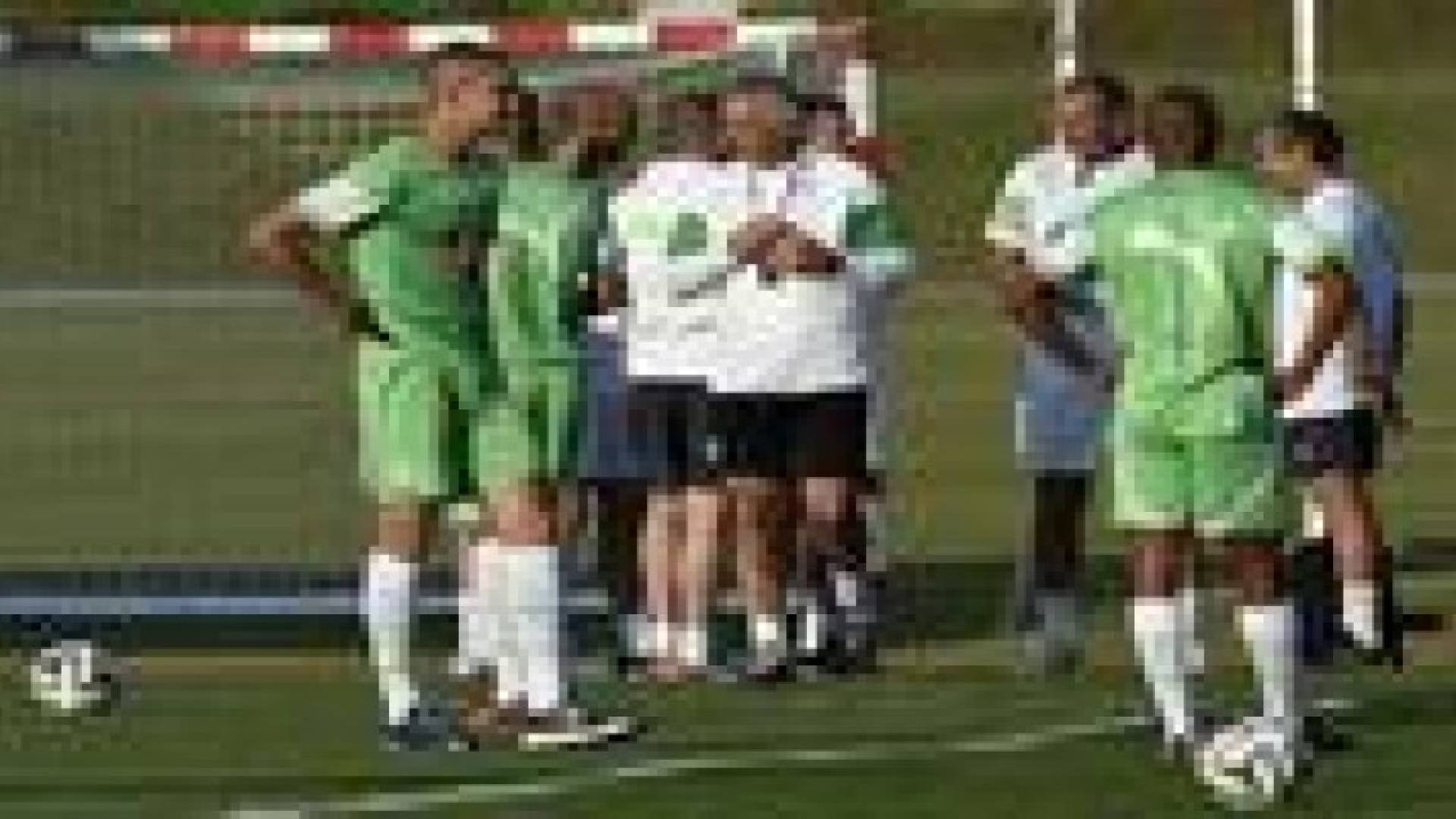 الجزائر على بعد خطوة من إنجاز تاريخي في المونديال