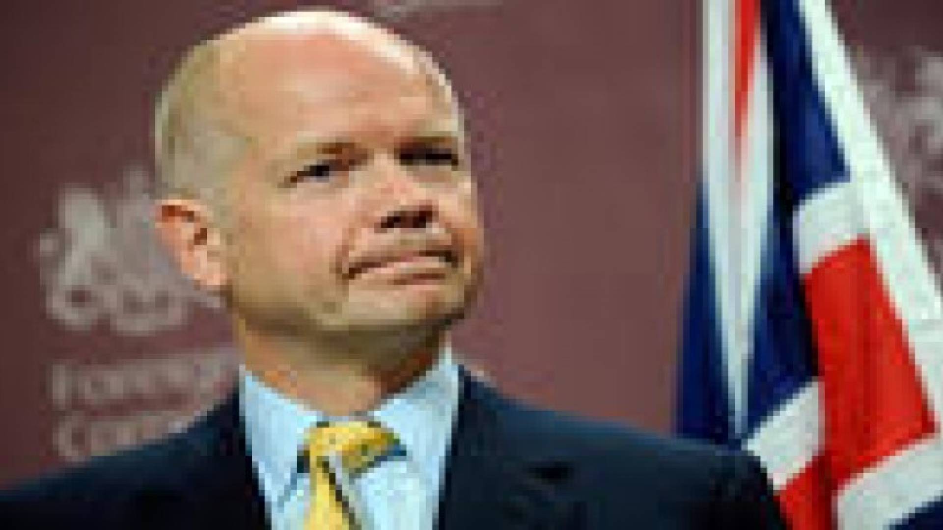 وزير خارجية بريطانيا يصل بغداد في زيارة مفاجئة