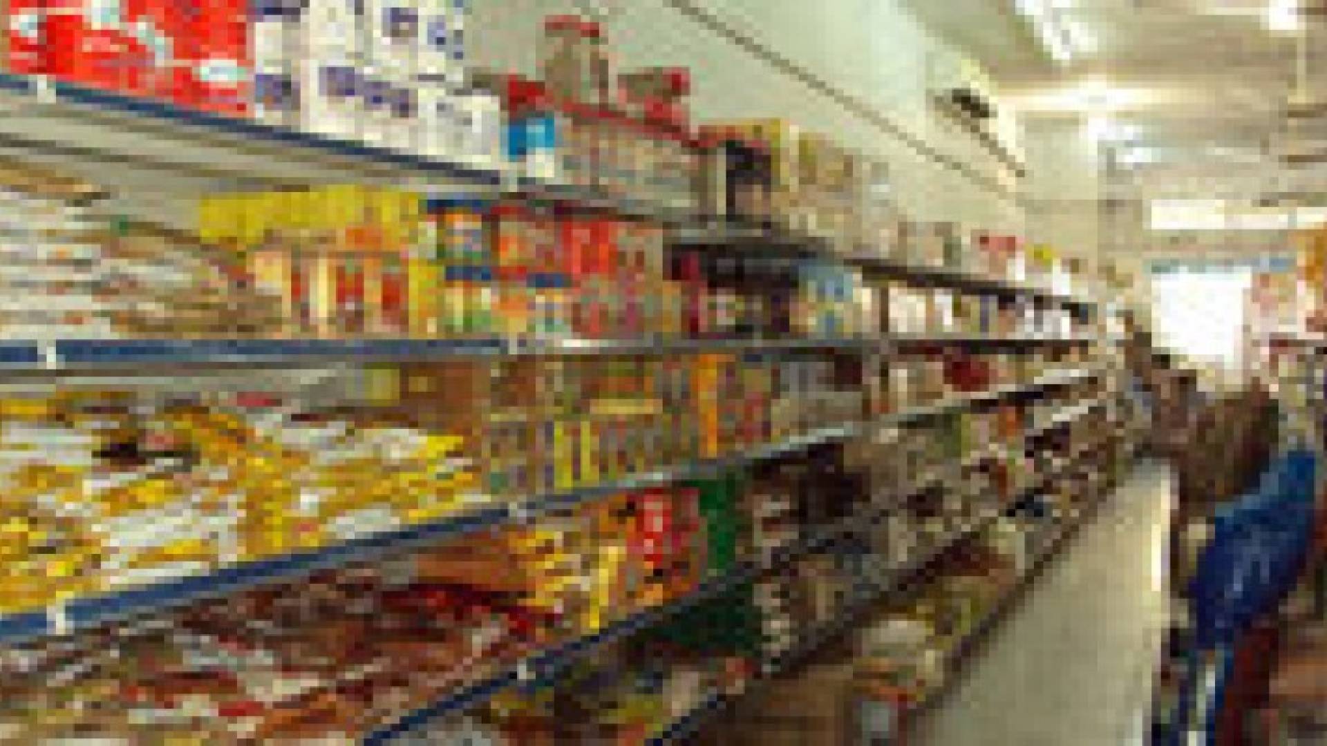 ارتفاع الطلب على المواد الغذائية بنسبة 50 % خلال اليومين الماضيين